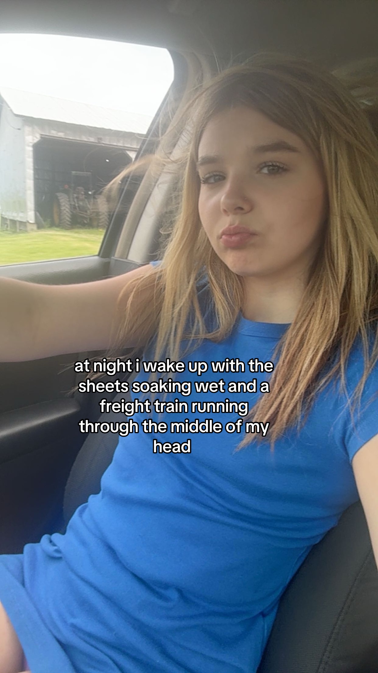 @🦦