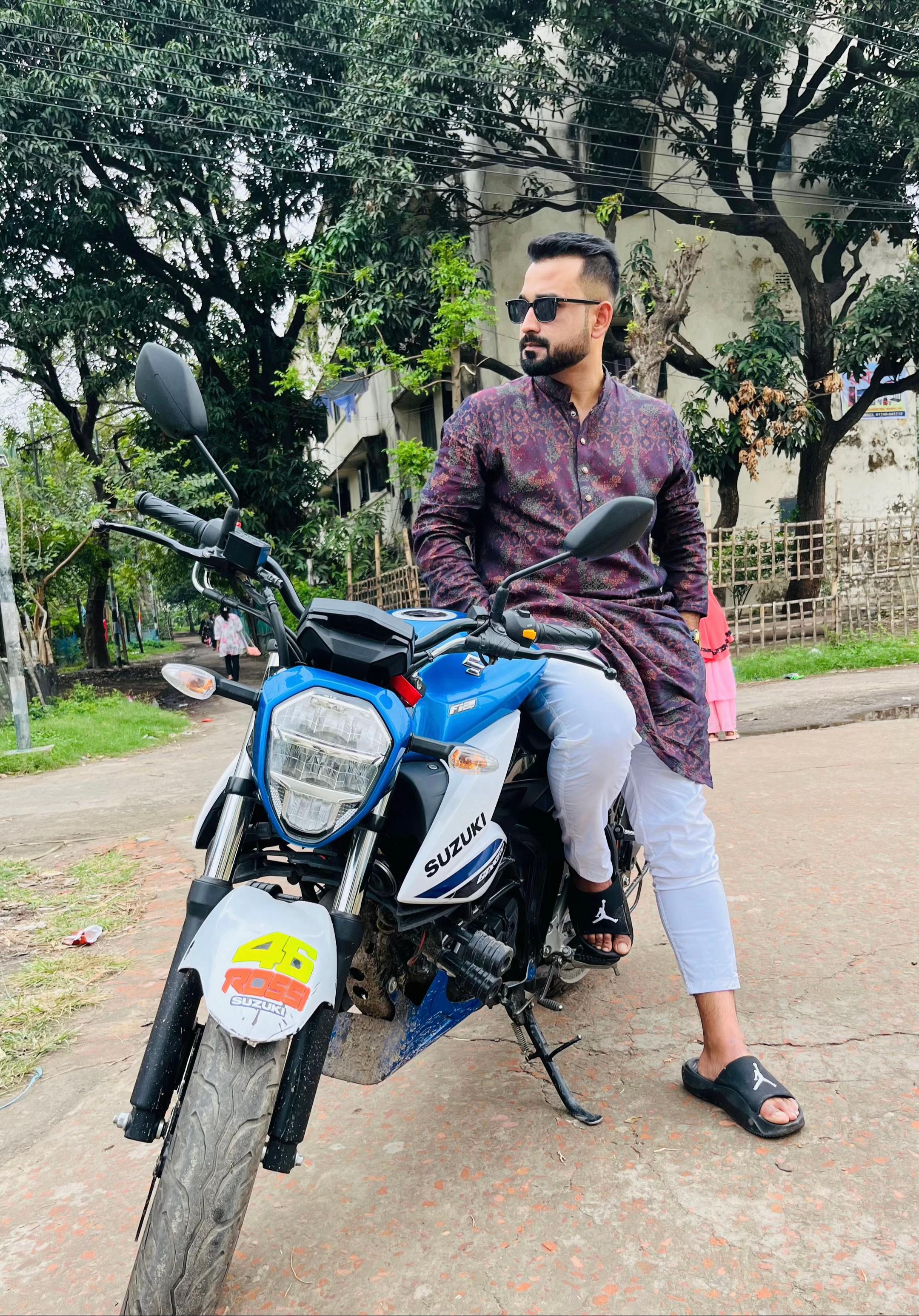 @Alif AB🖤
