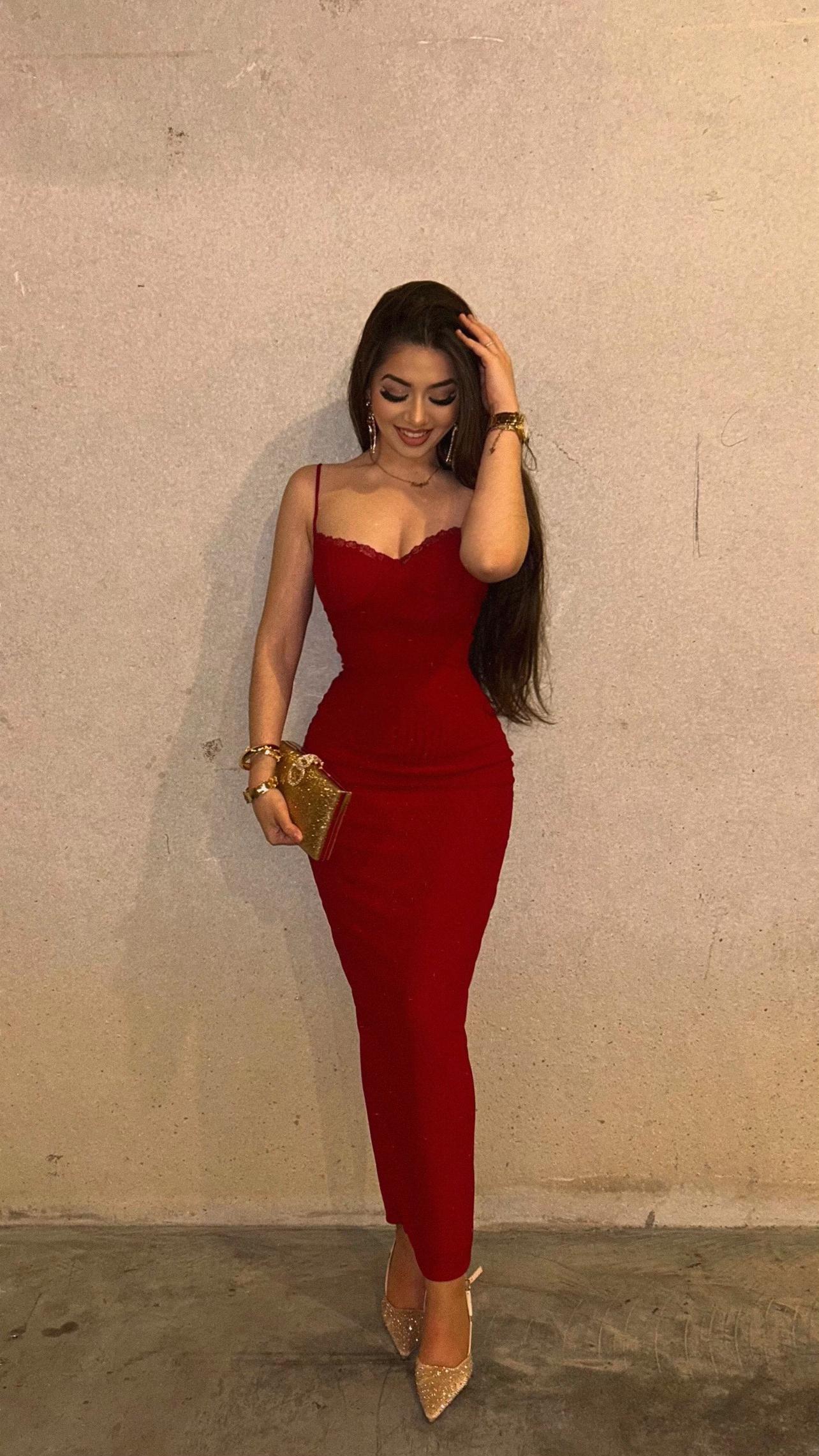 @Alegría Flores🥀.