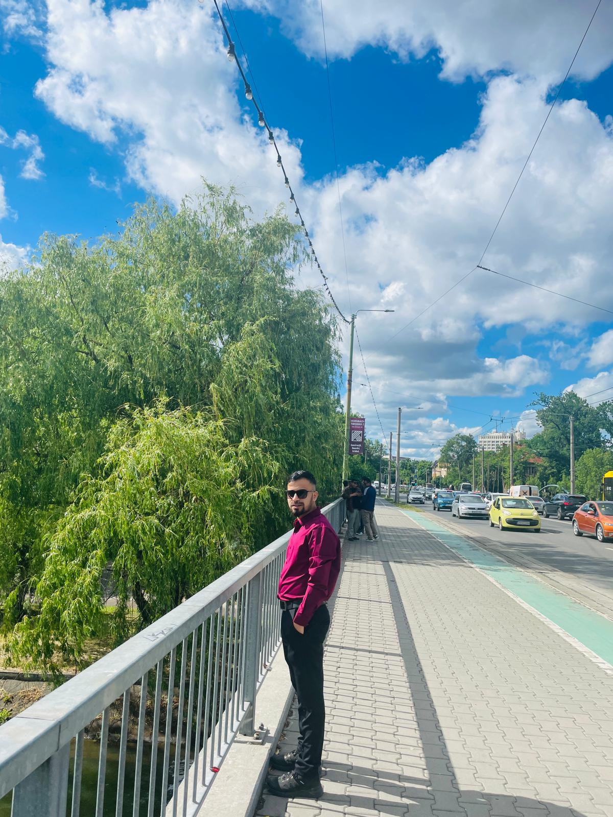 @Mr Bishowkarma🇳🇵🇪🇺