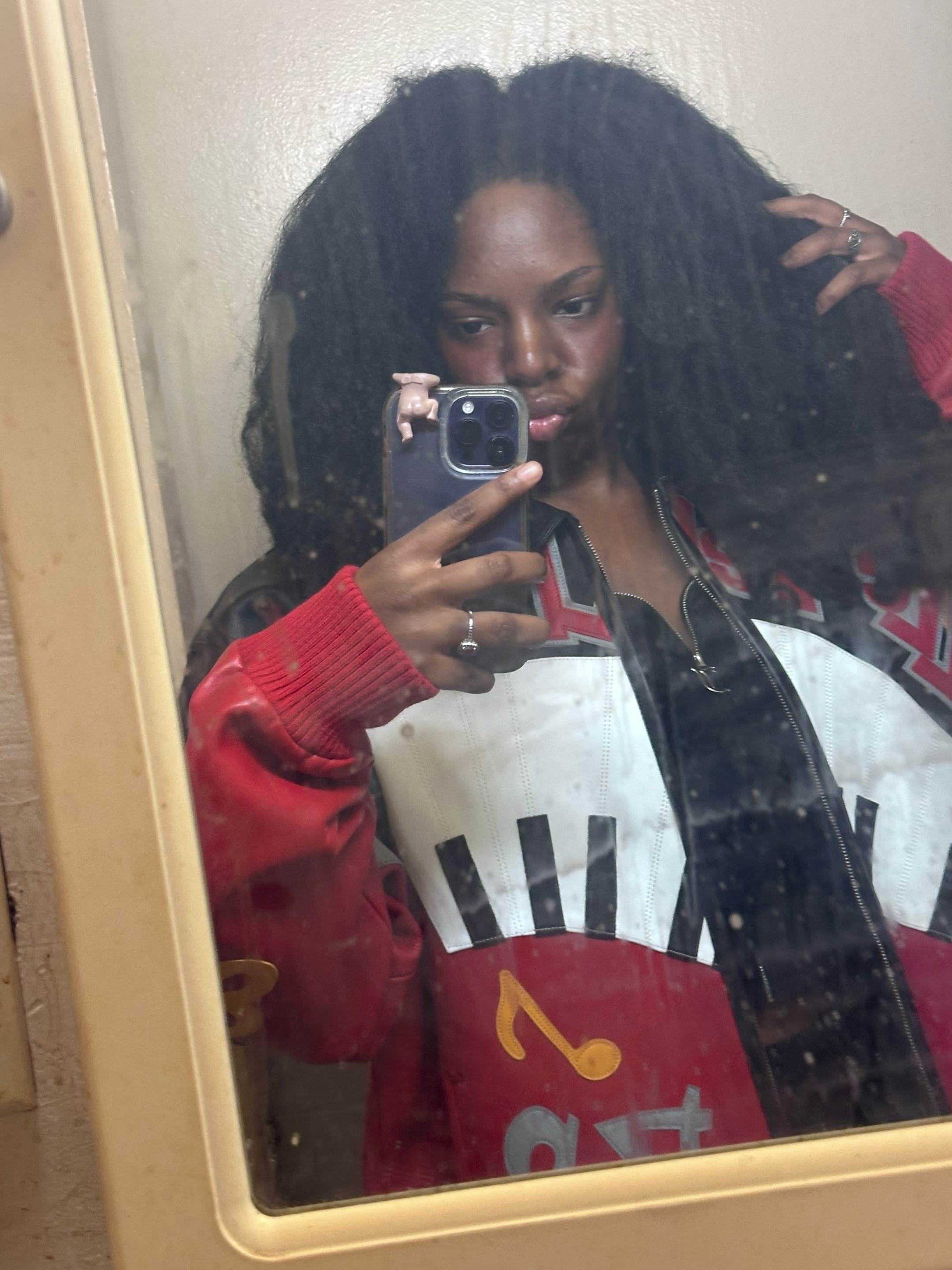 @Nia