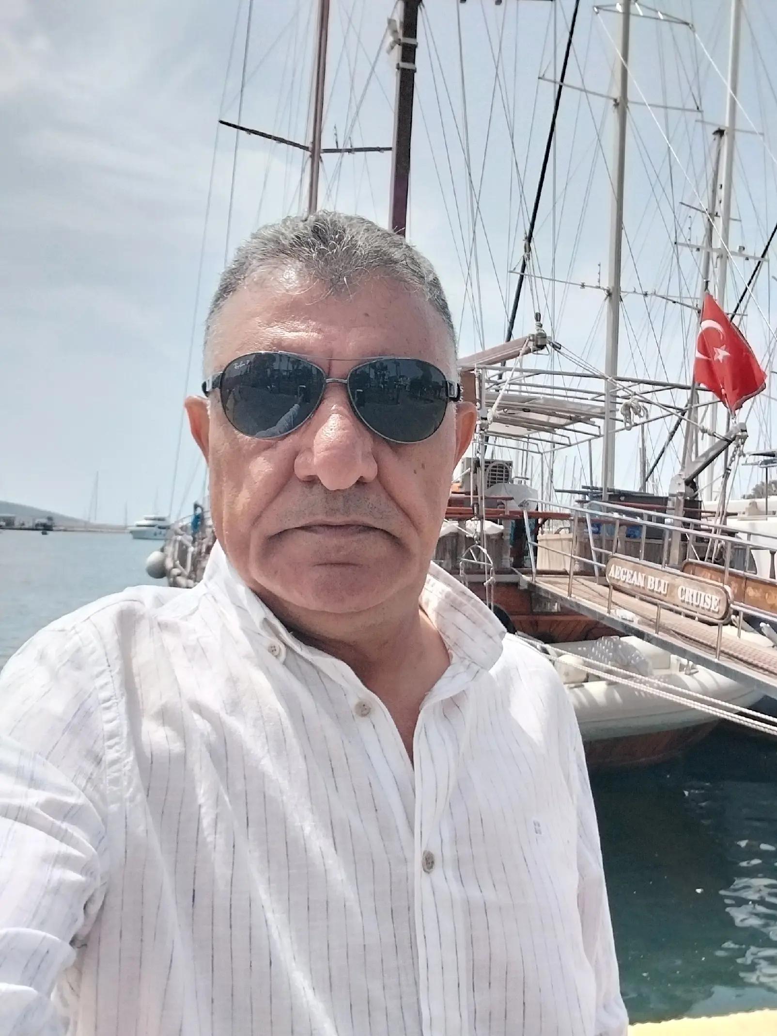 @Fikret Özgün
