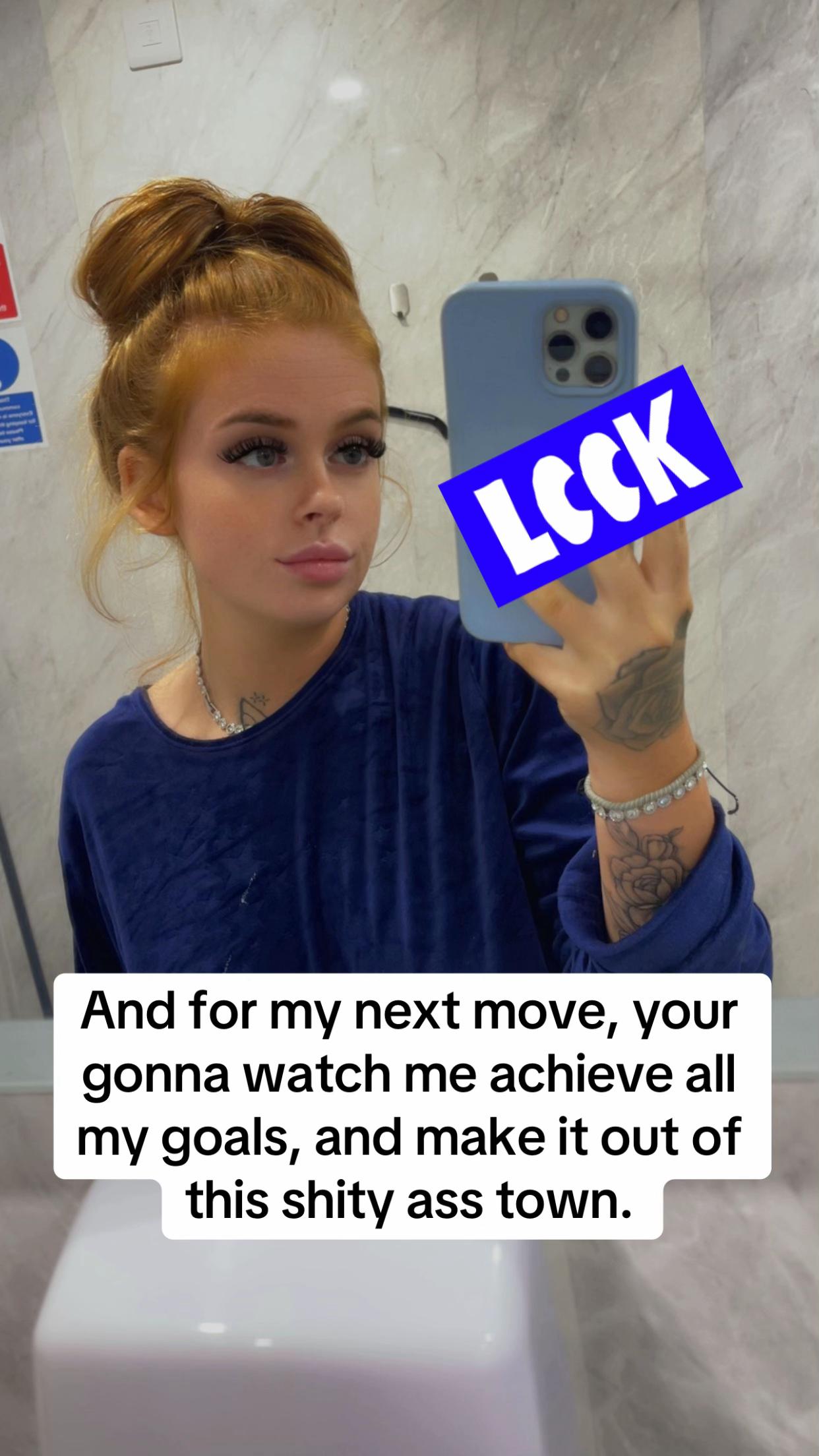@April Louise