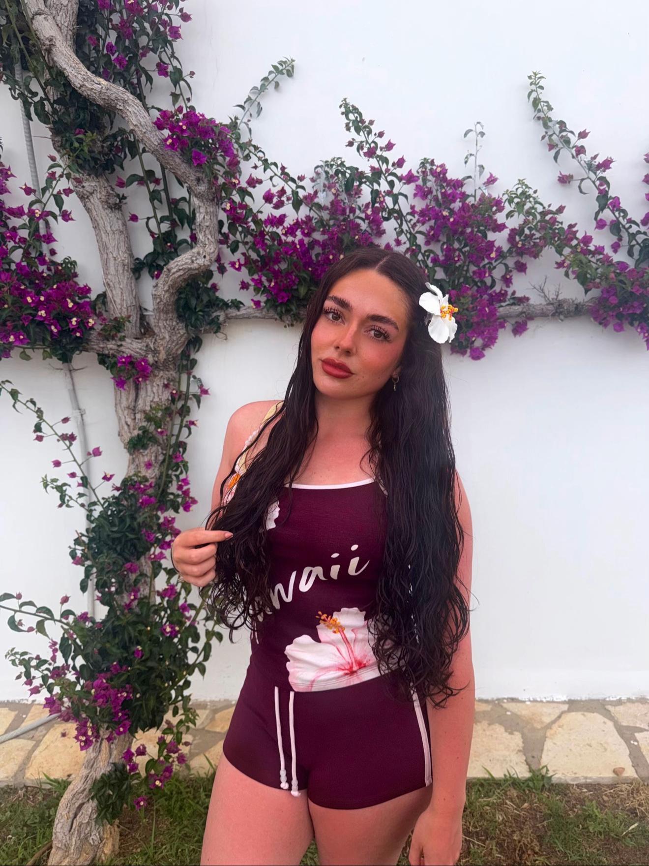 @Leah Holland 🎀🍒