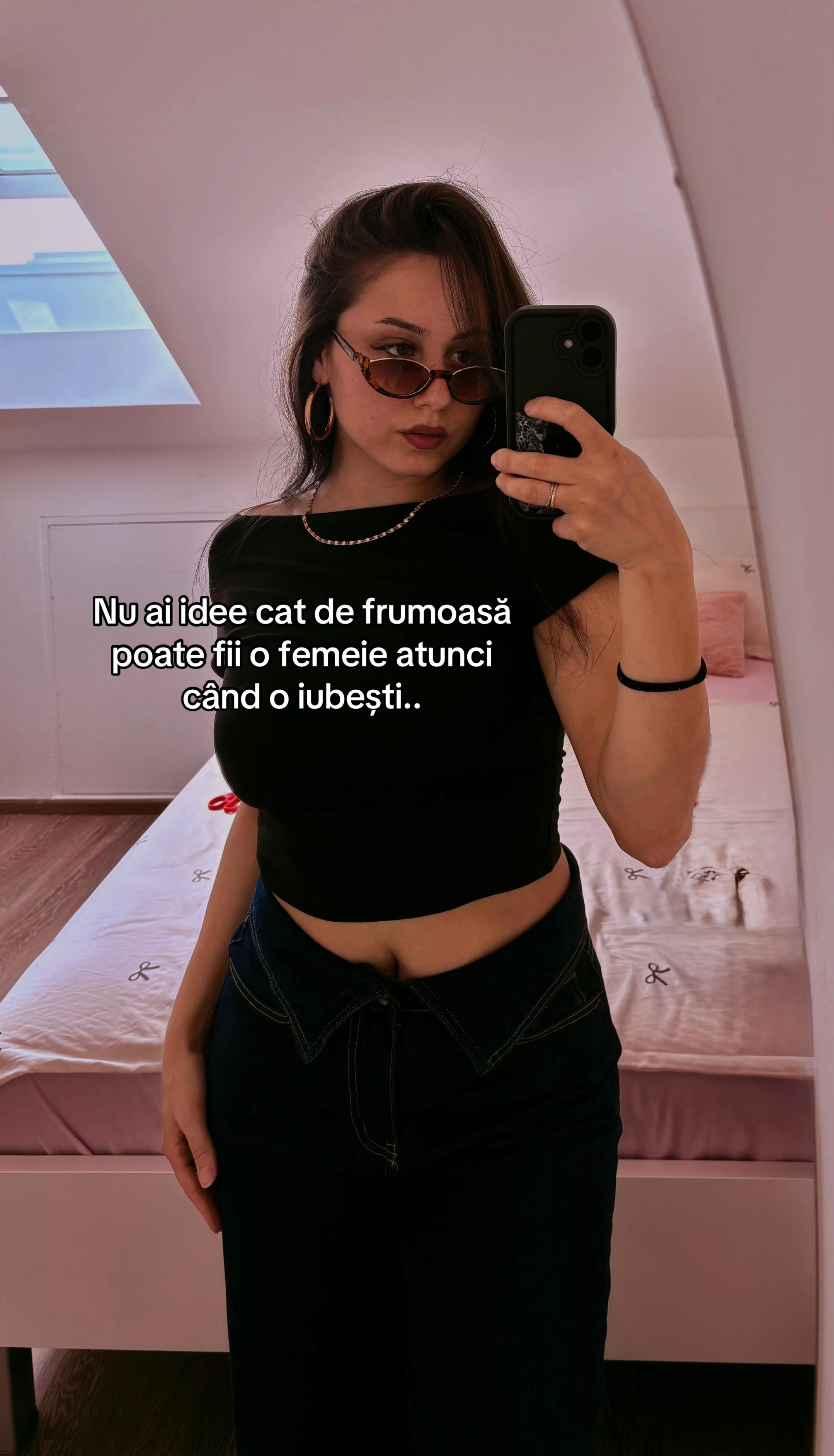 @Ana<3.CM