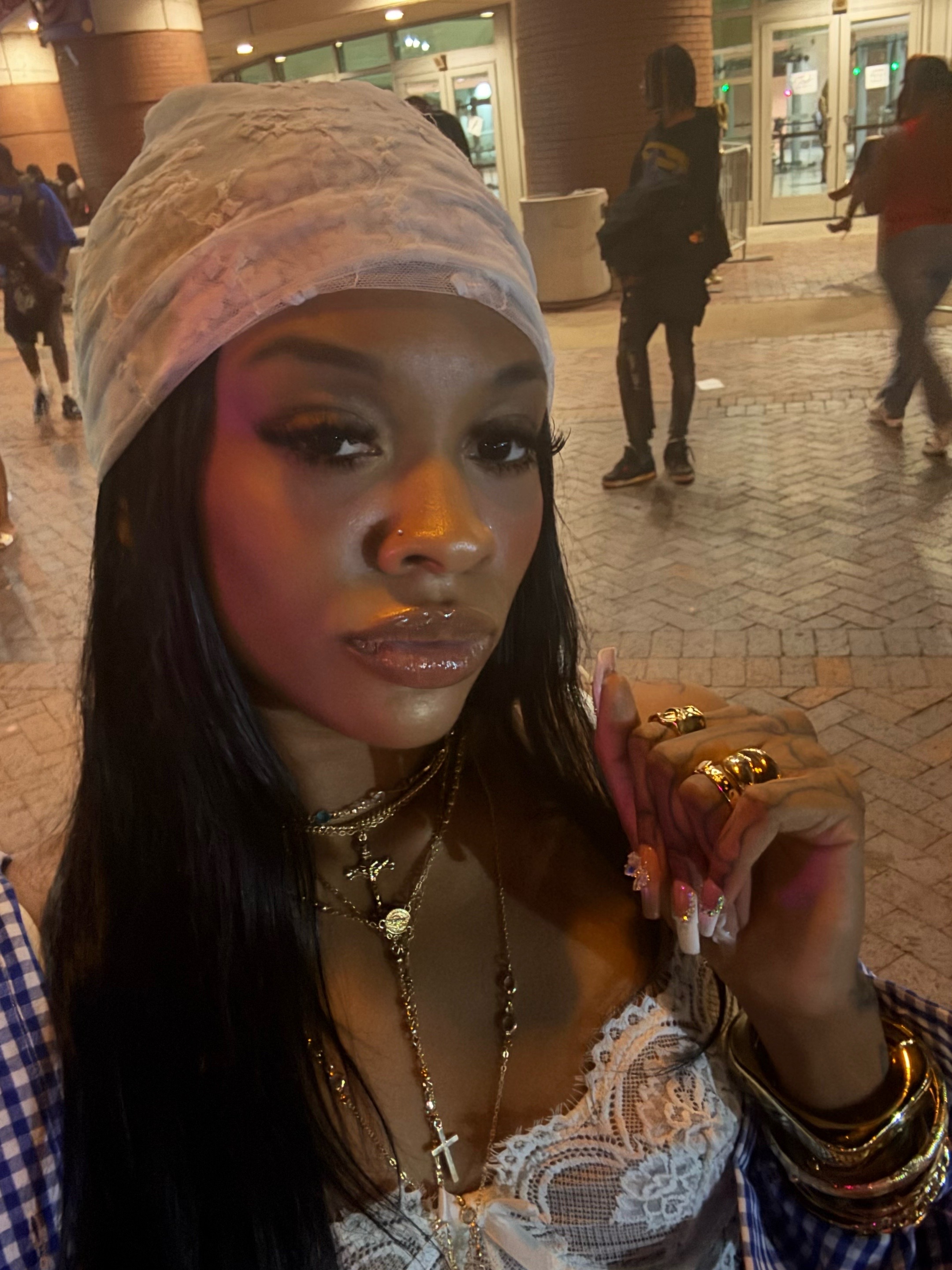 @Yonnie🫶🏽