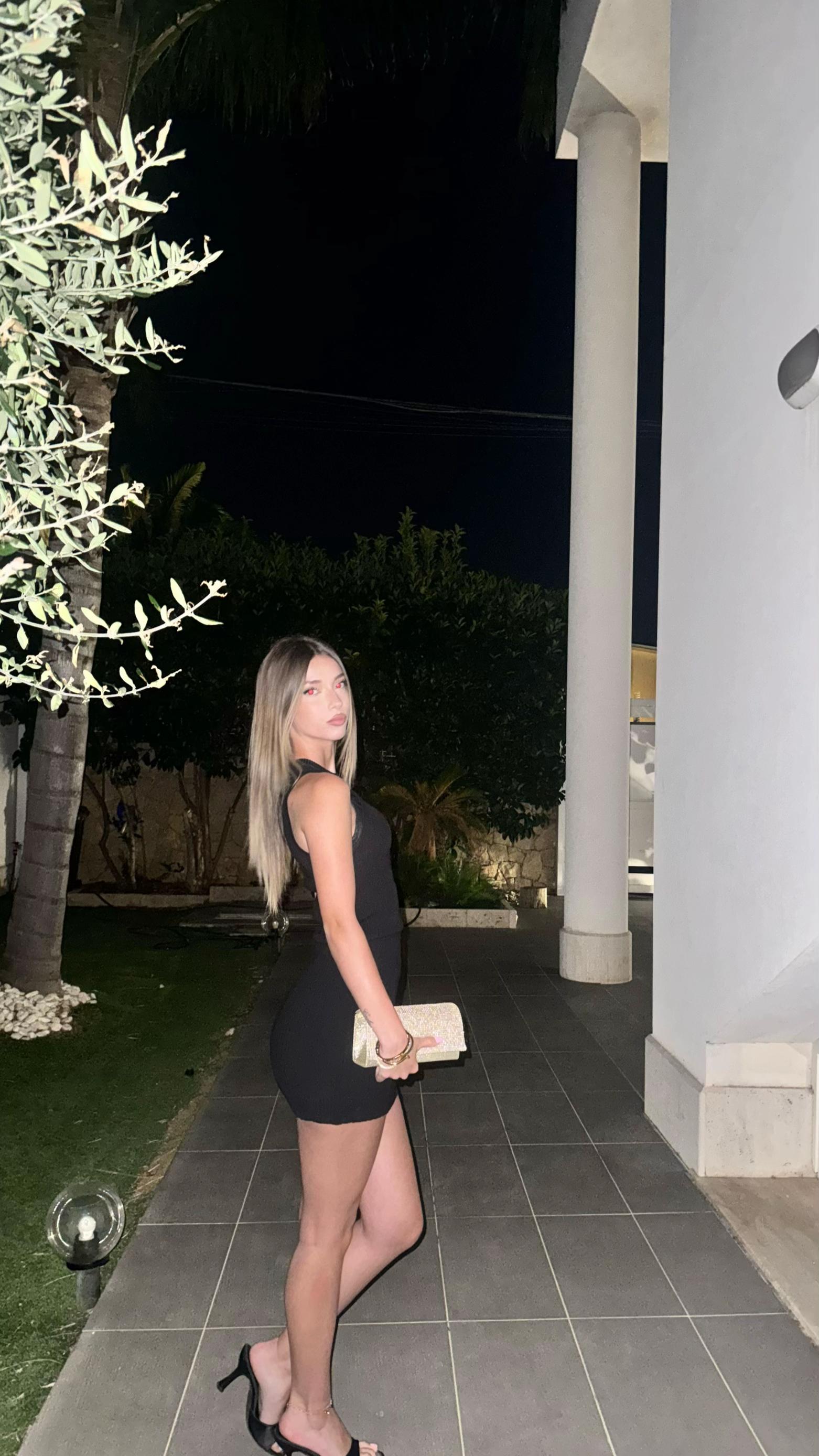 @Giuliana Cassar&aacute;
