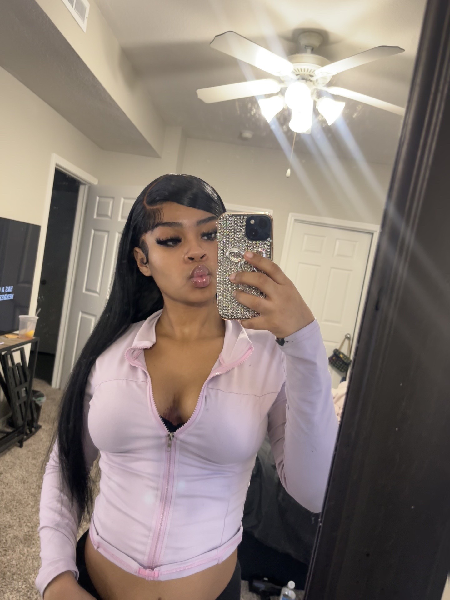 @Nyiaa😘 .