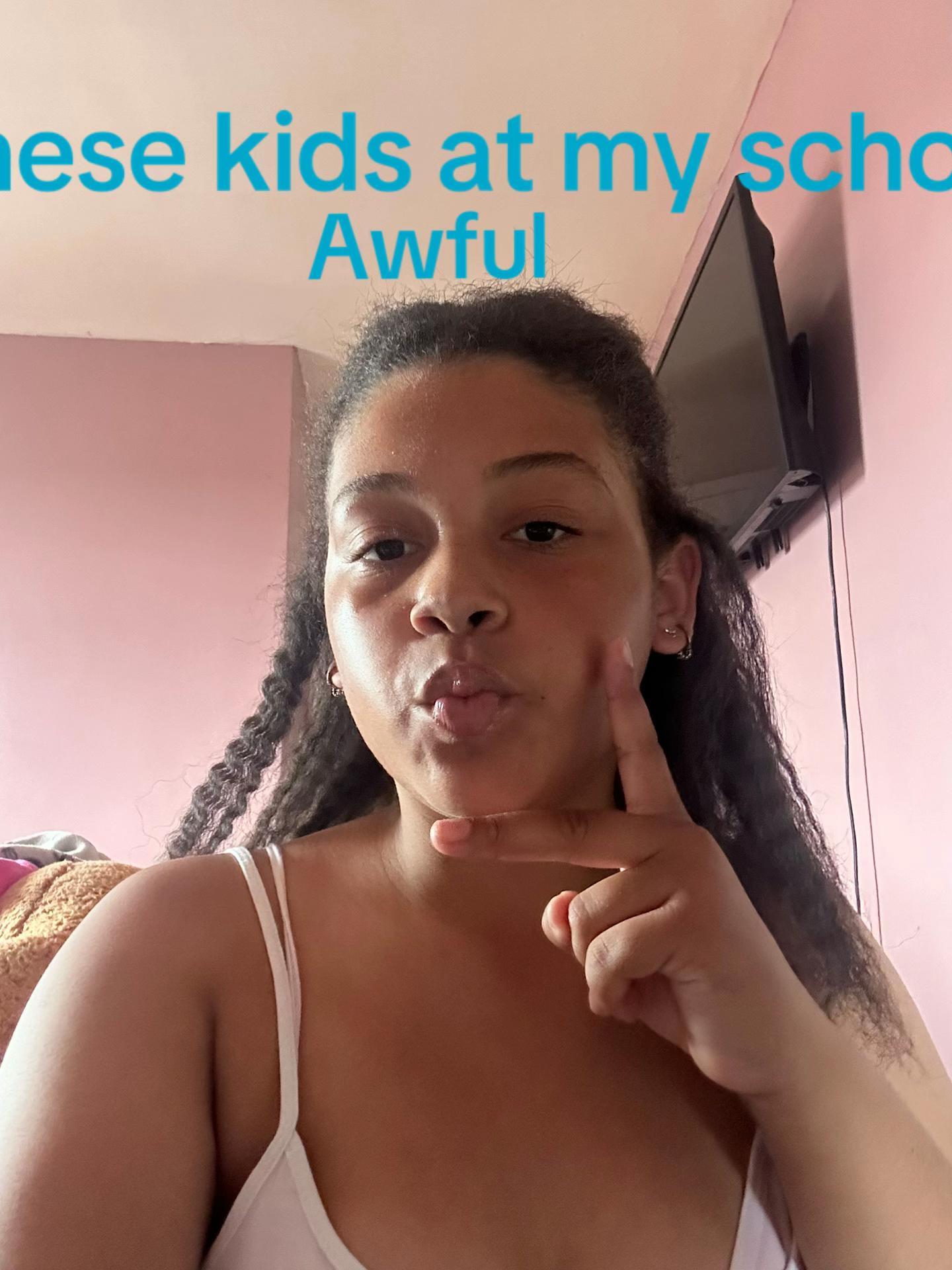 @lailamai