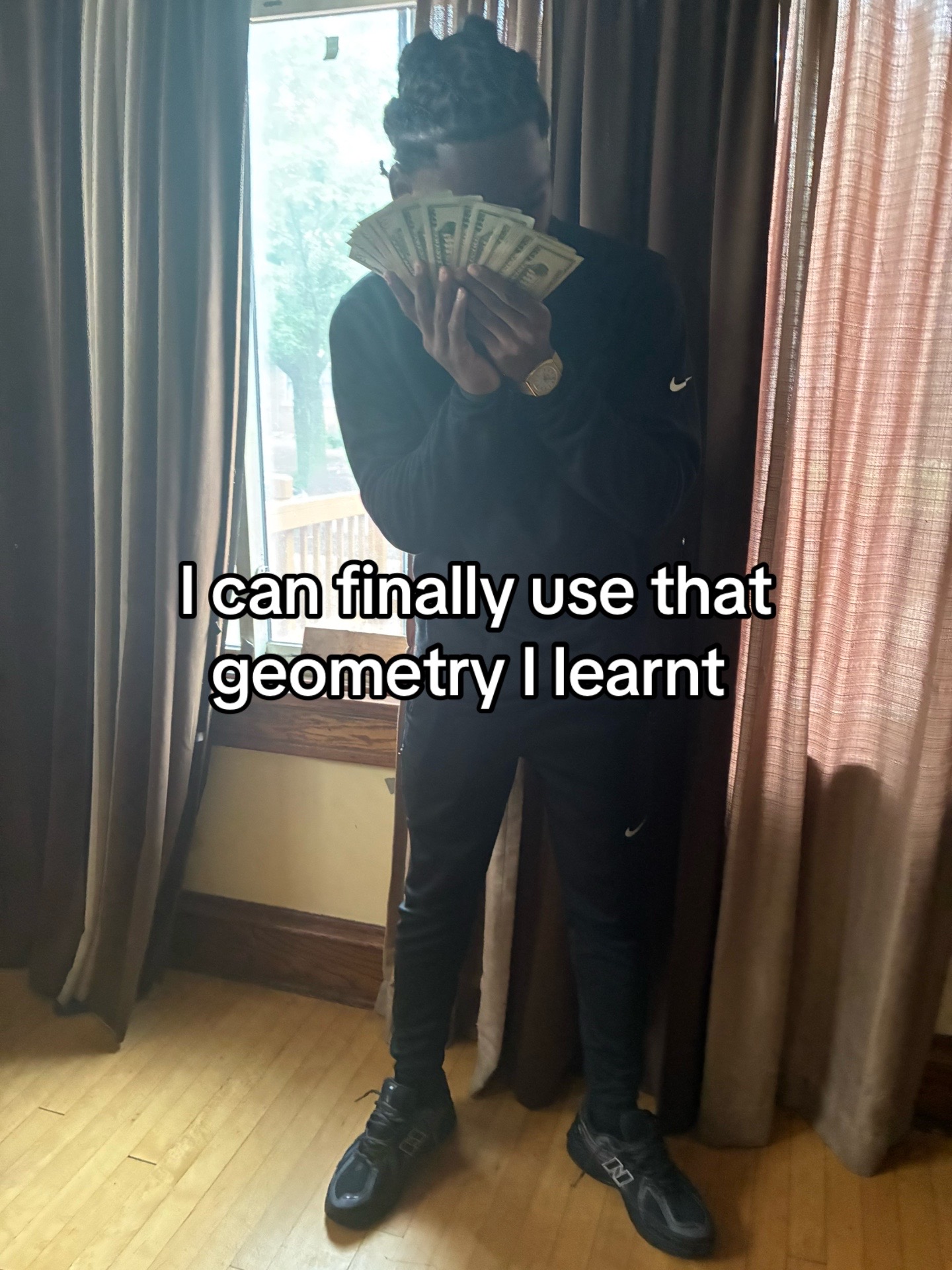 @𝑺𝑪𝑰𝑺𝑺𝑶𝑹𝑺