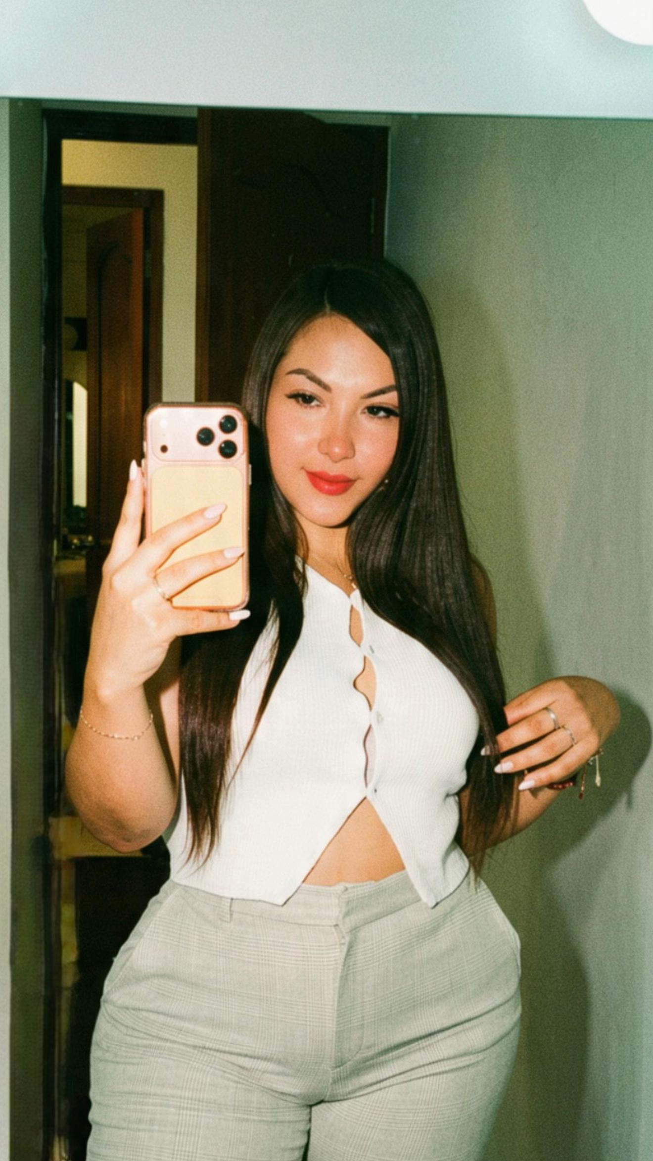 @Samantha Bobadilla🧜🏻♀️