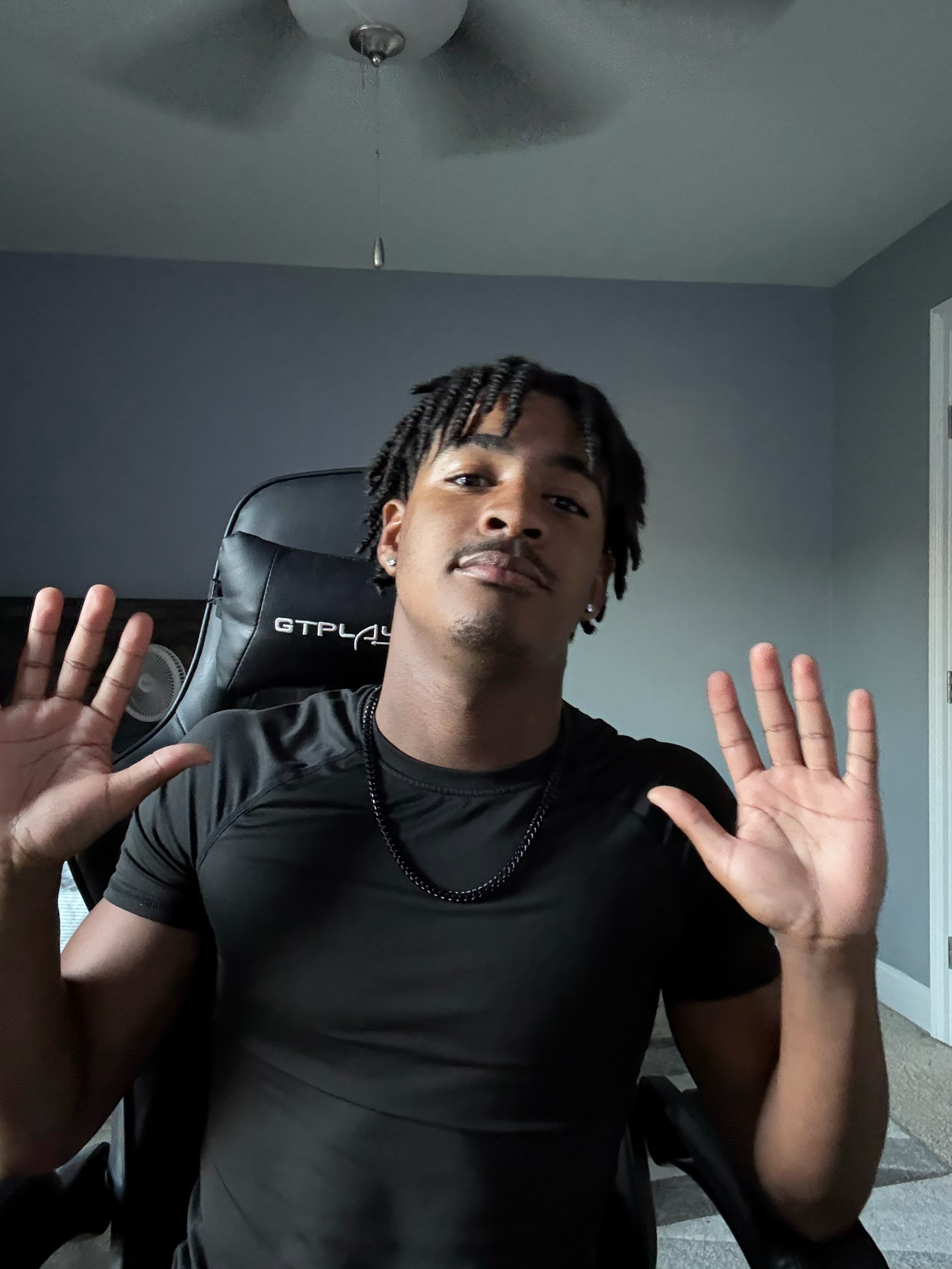 @theyfwkham
