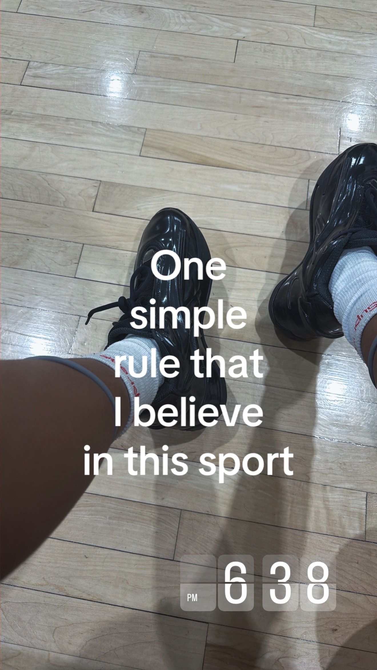 @⃟