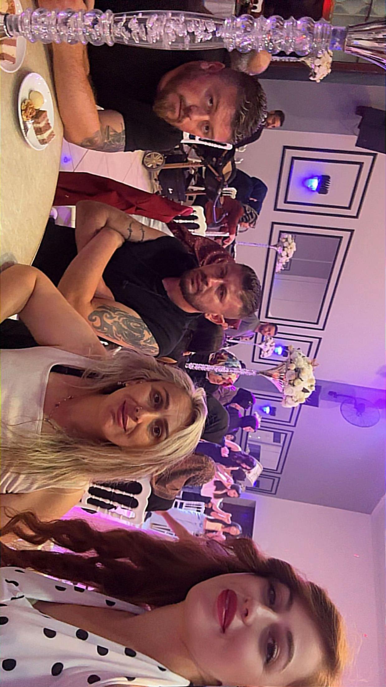 @Elaynll