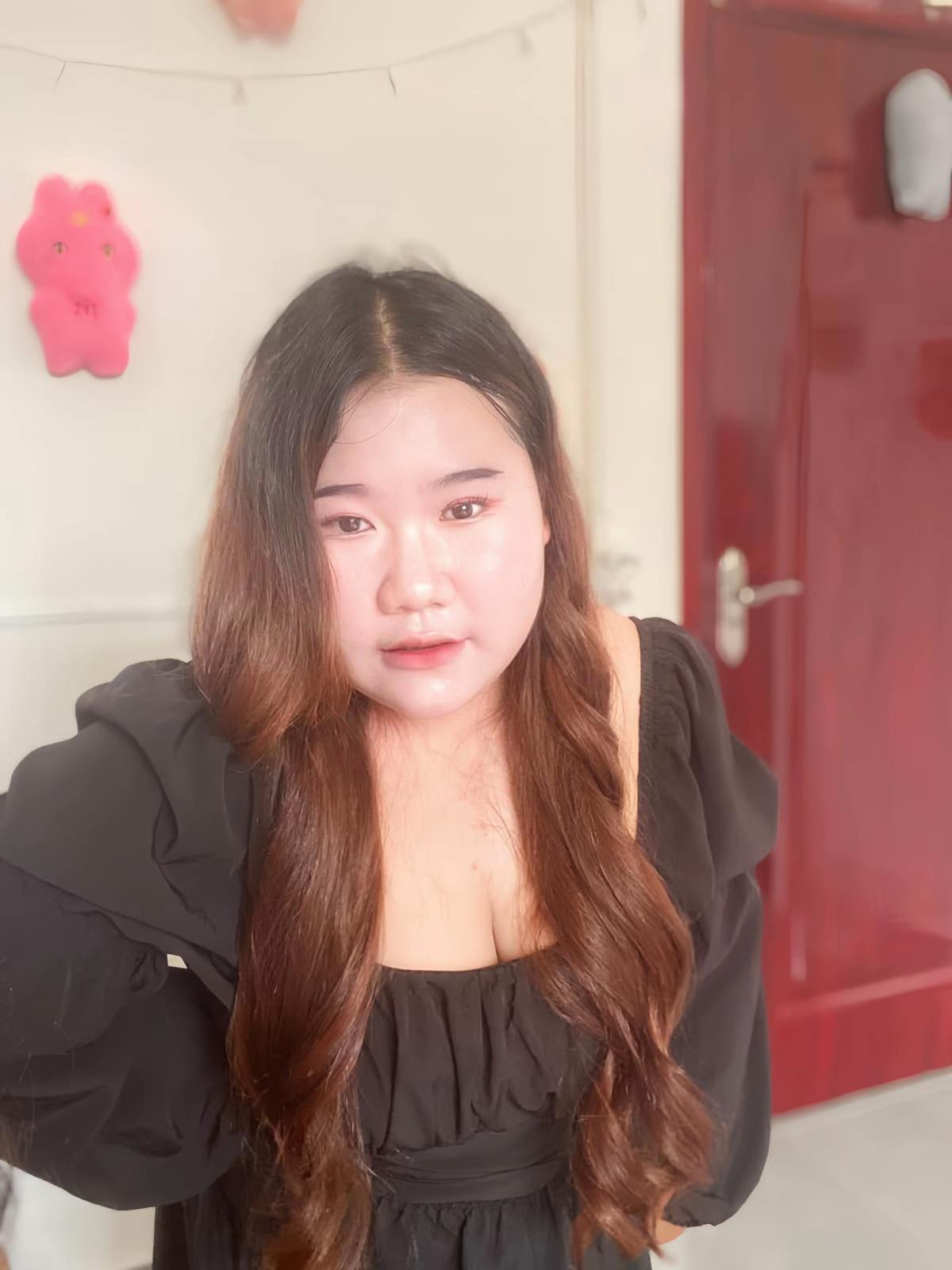 @ນີລາຢ່າງ
