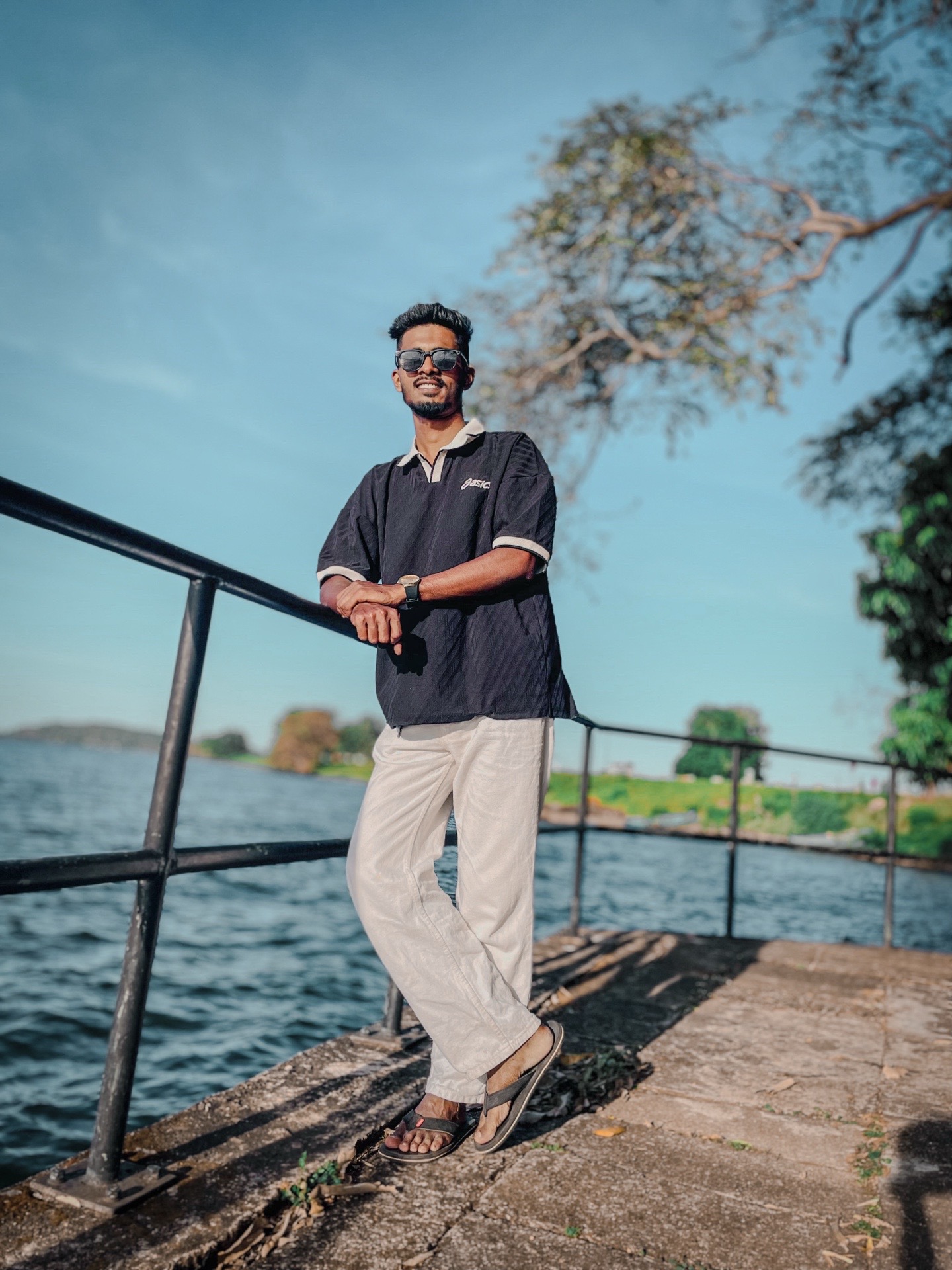 @𝐀𝐒𝐇 22🧤🇱🇰