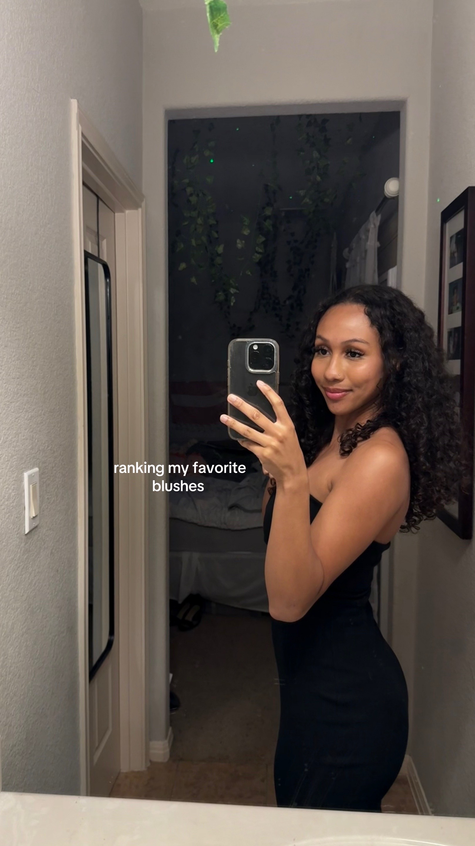 @Nylaaa