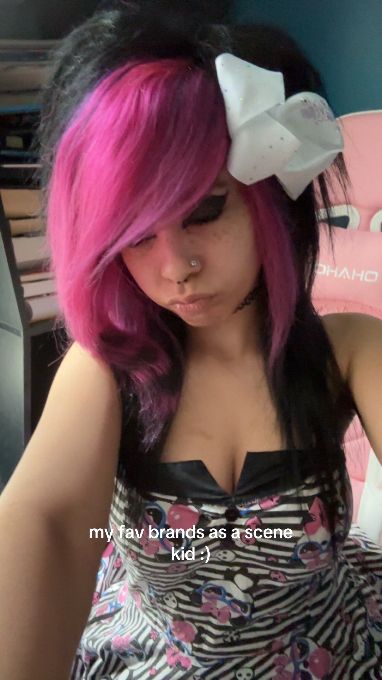 @pinktwi