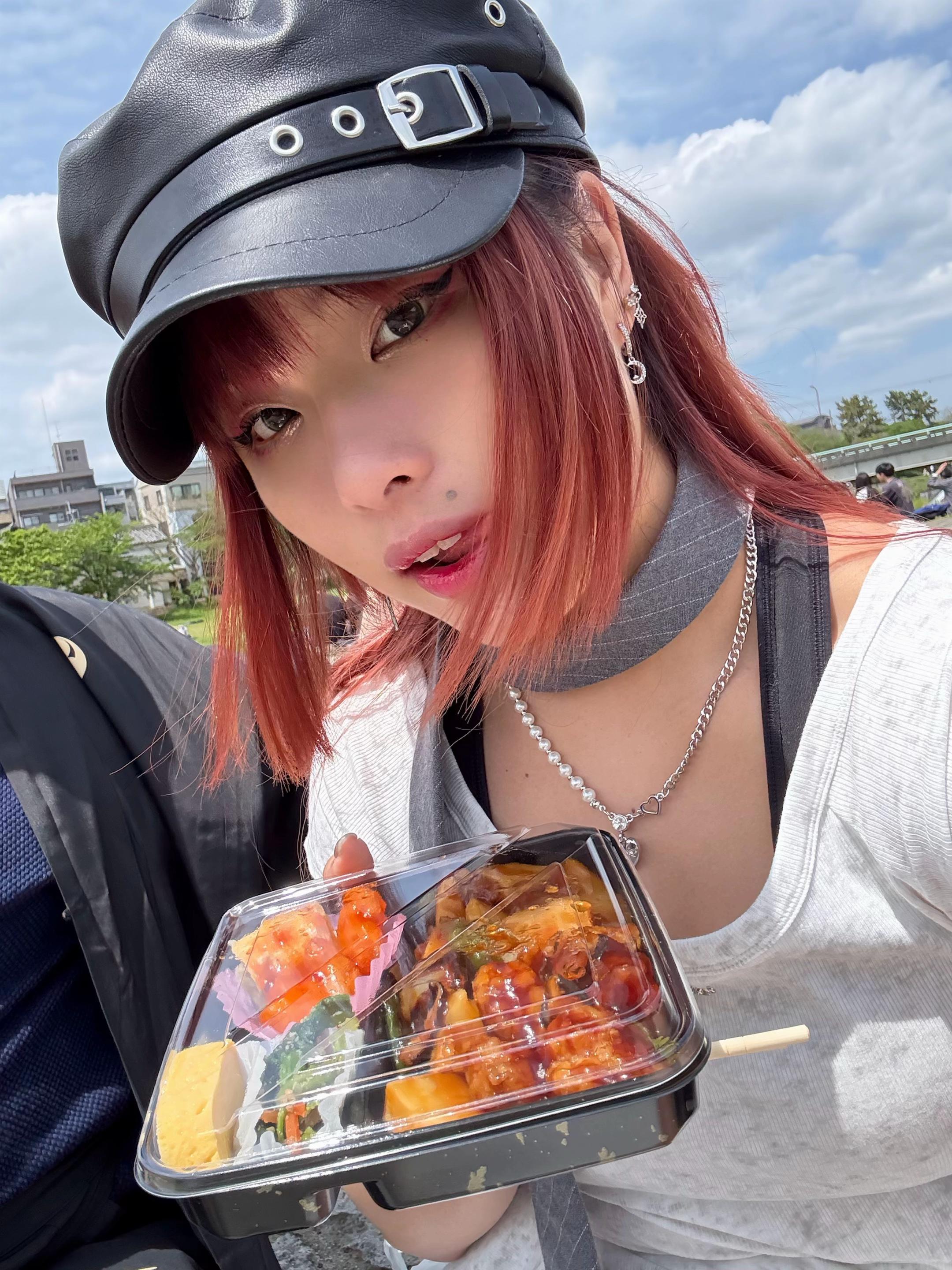 @Ayami