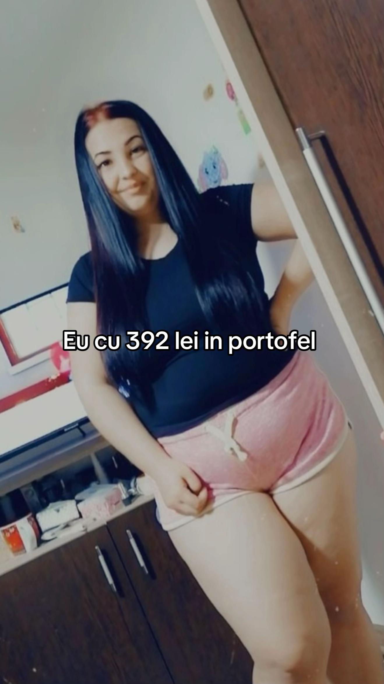 @AdrianaNica