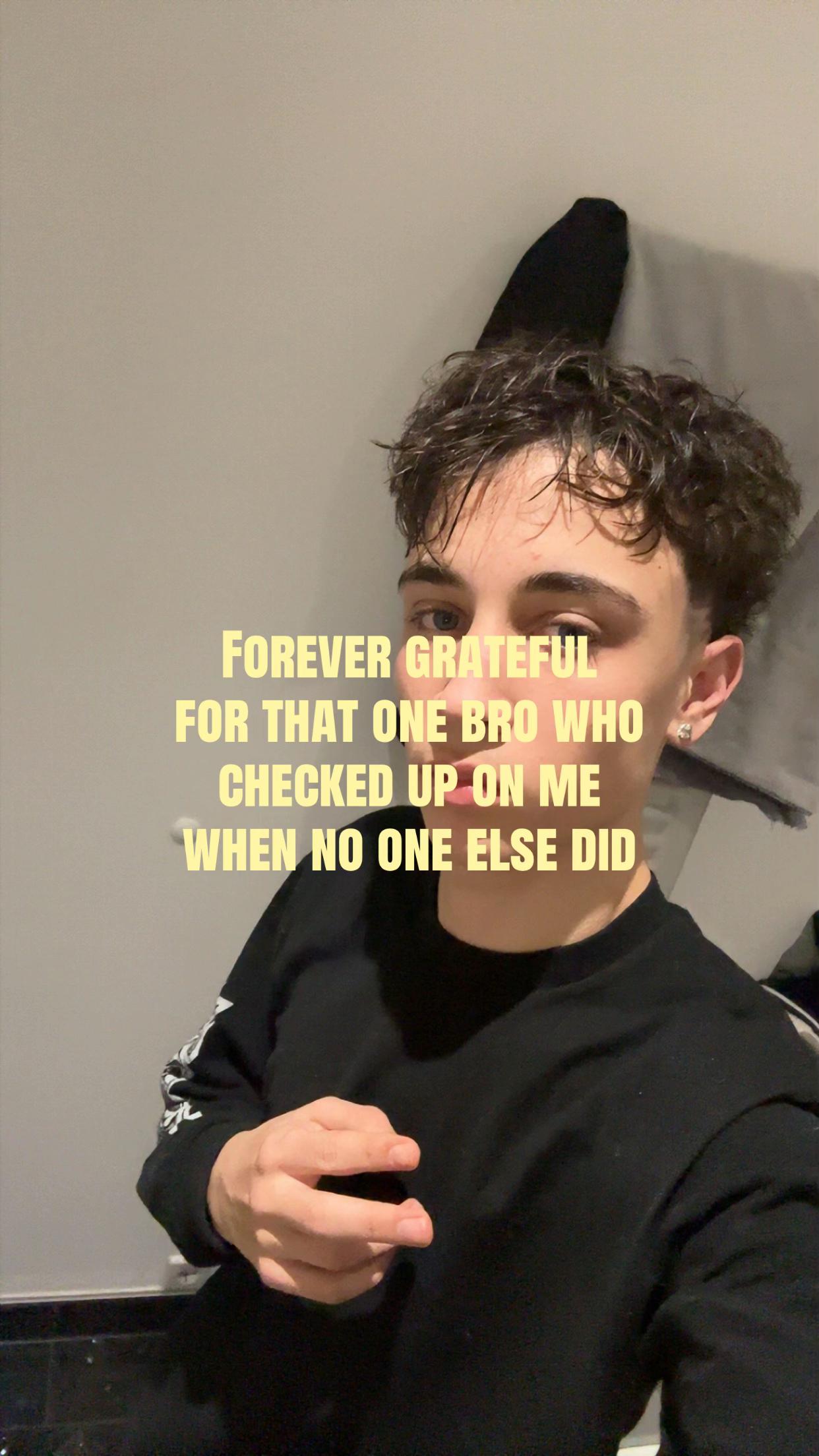 @🫰
