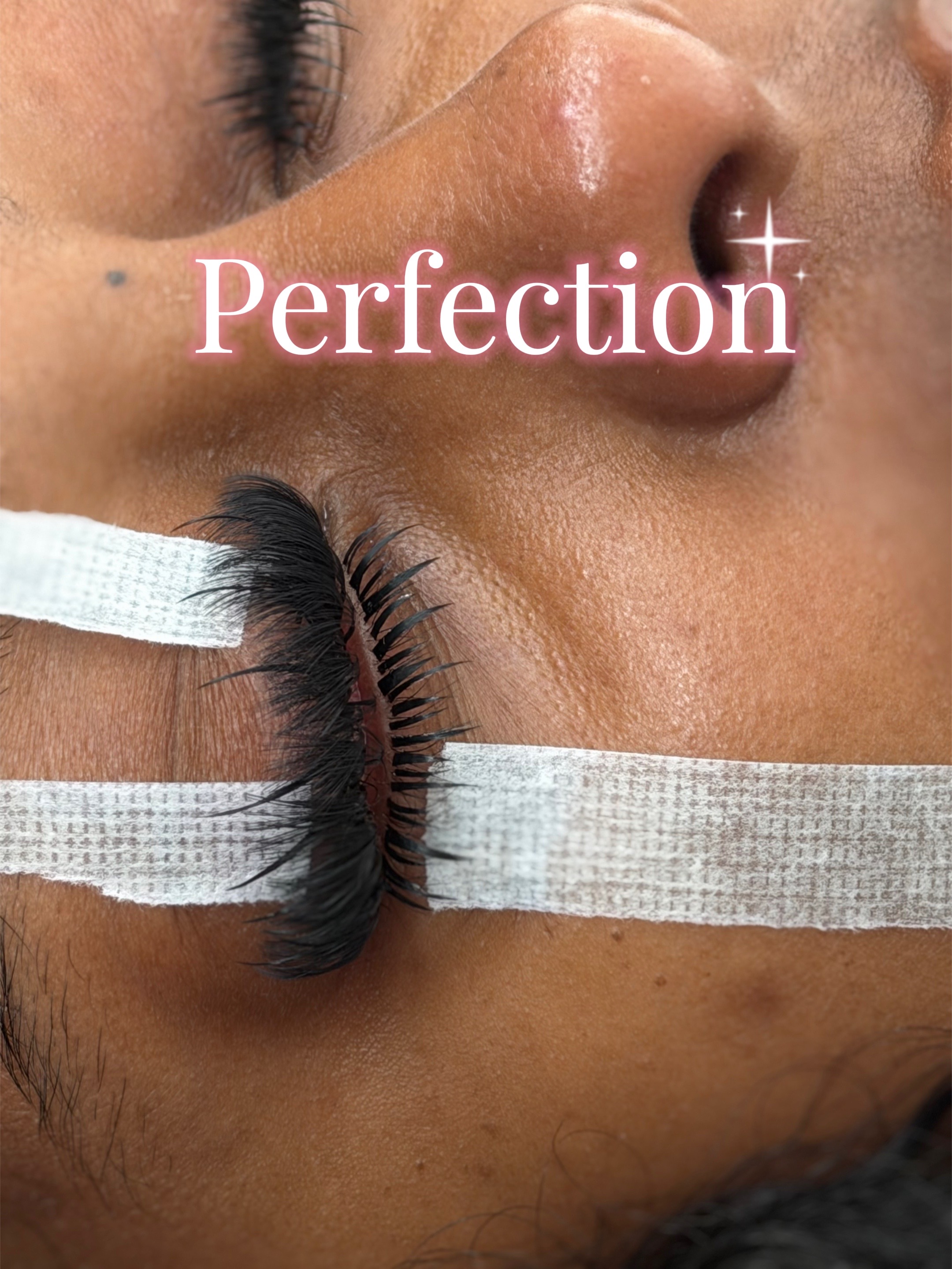 @Ritzy Lash Beauty Bar
