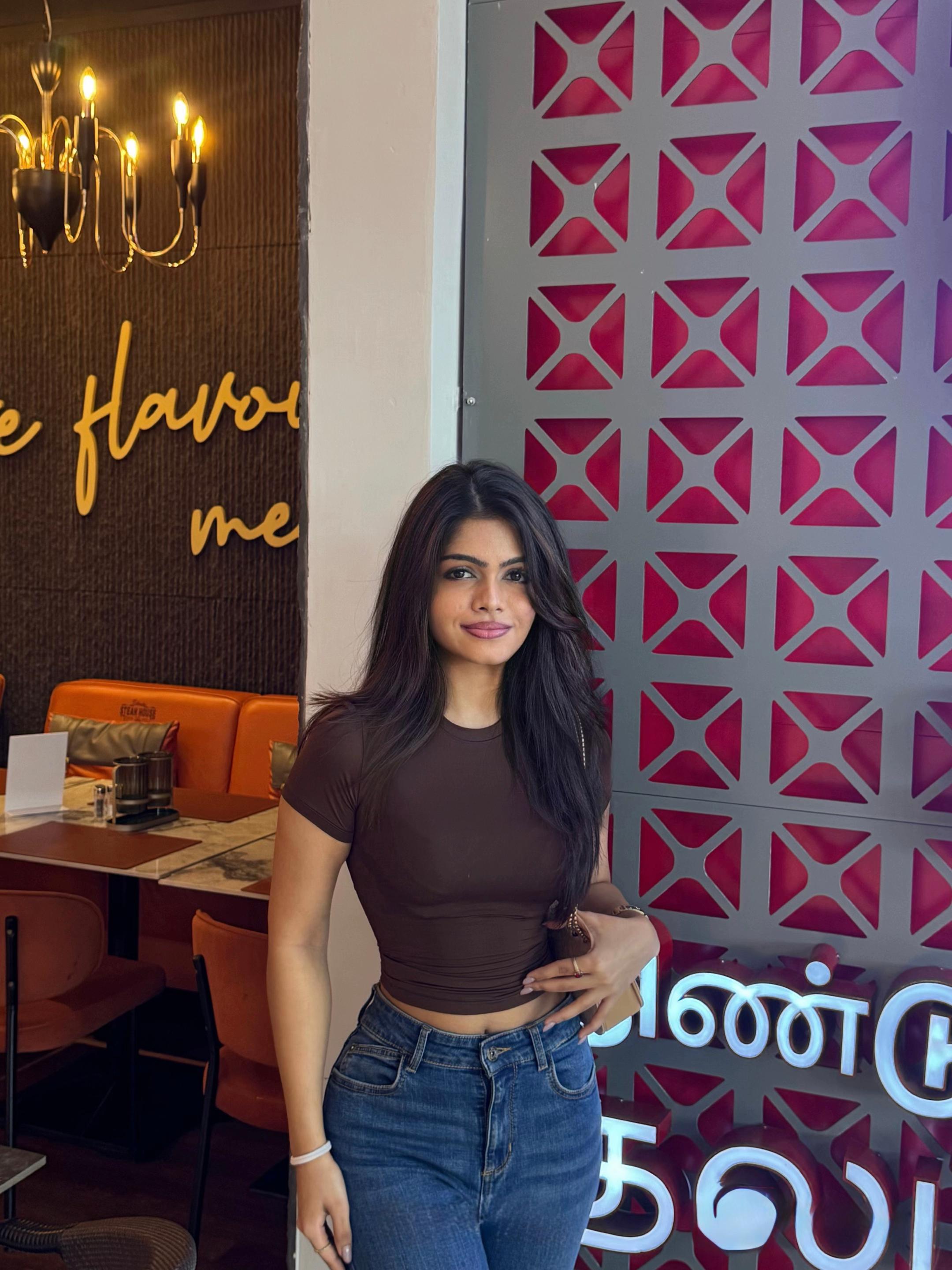 @Tishani Perera 🇱🇰