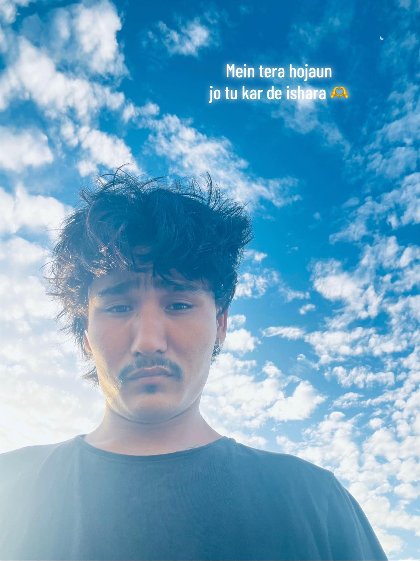 @️RoHiT 🧿💗