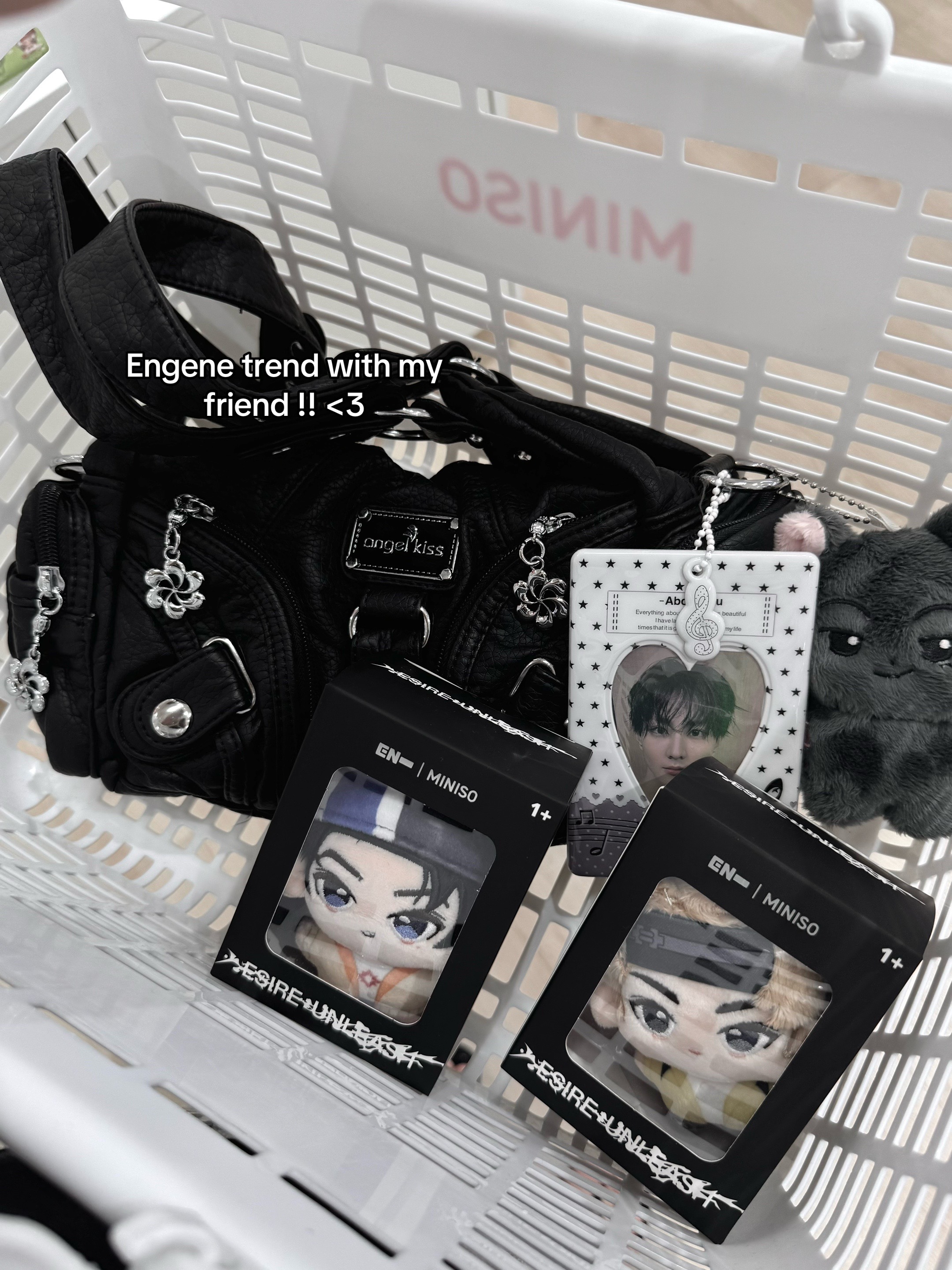 @megan 𐙚