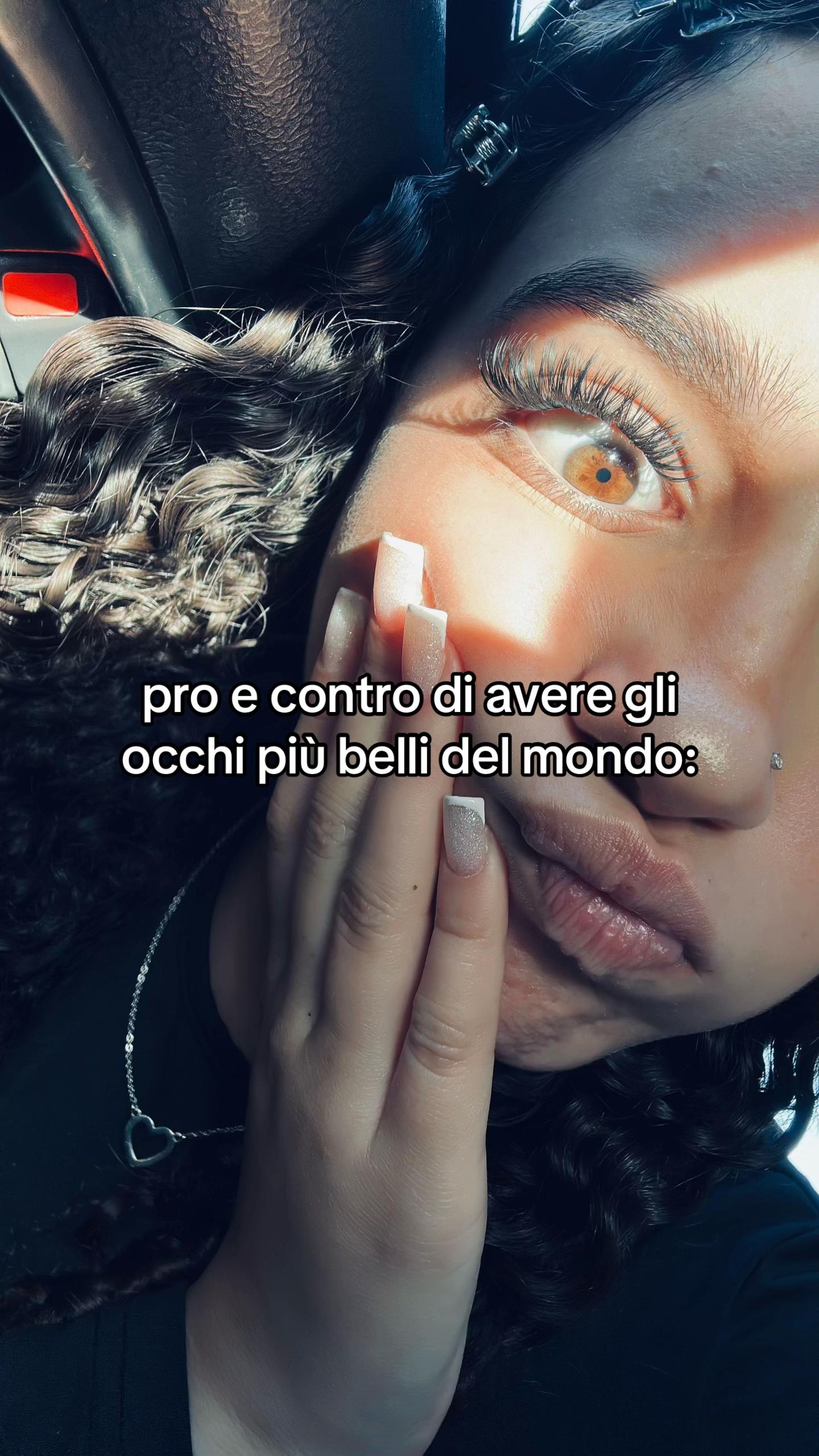 @aaishaaaa__.