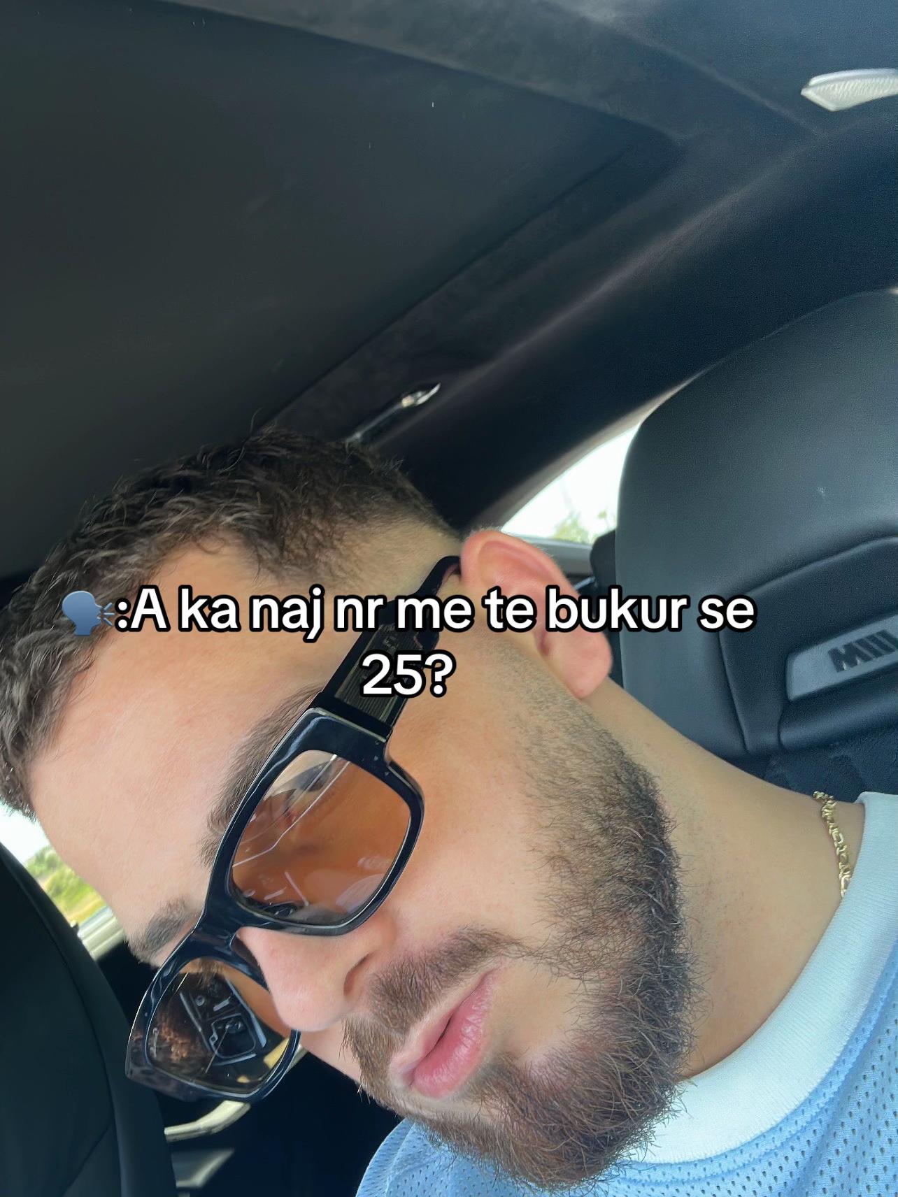 @sanduraj