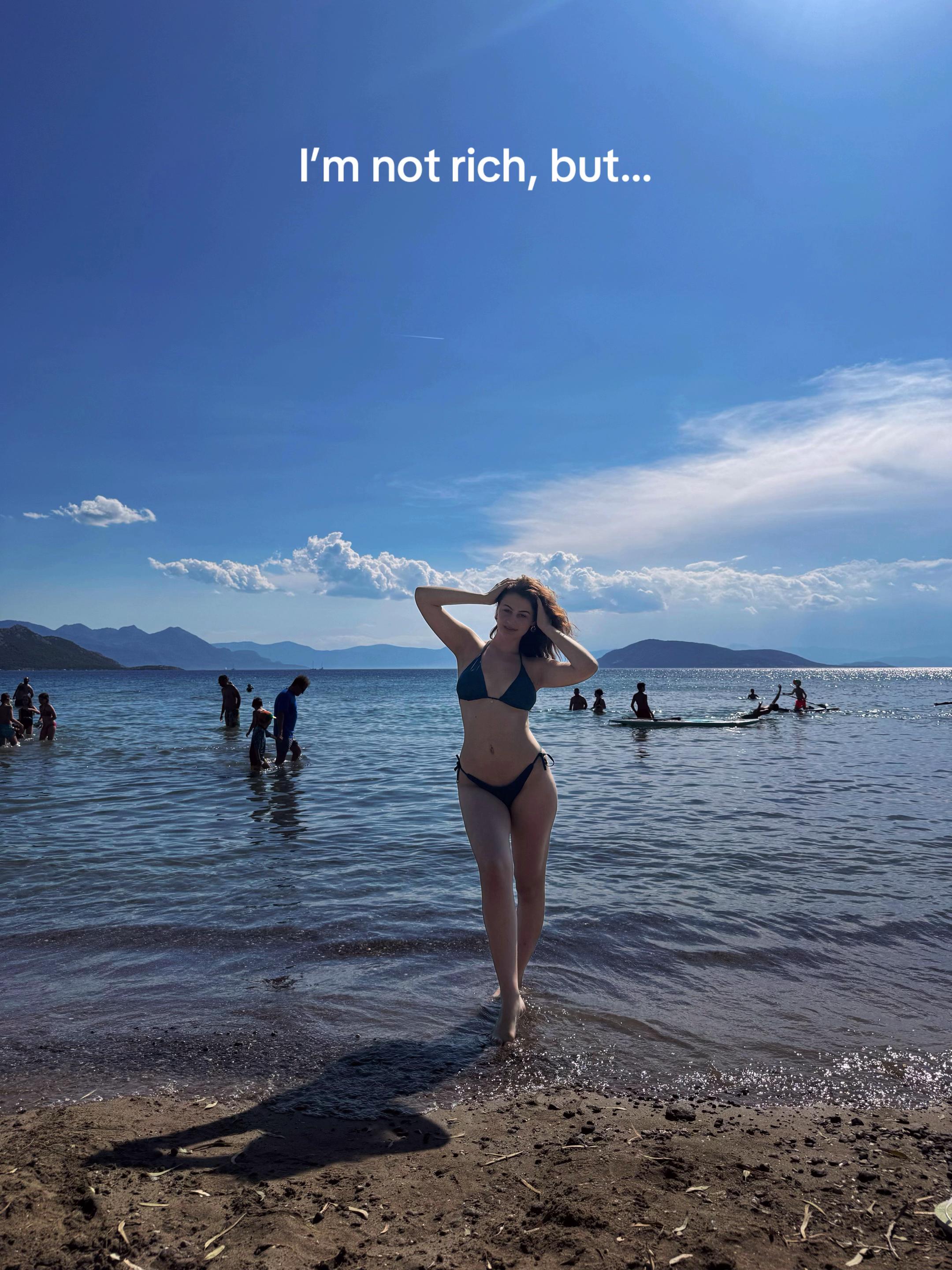 @chrysa