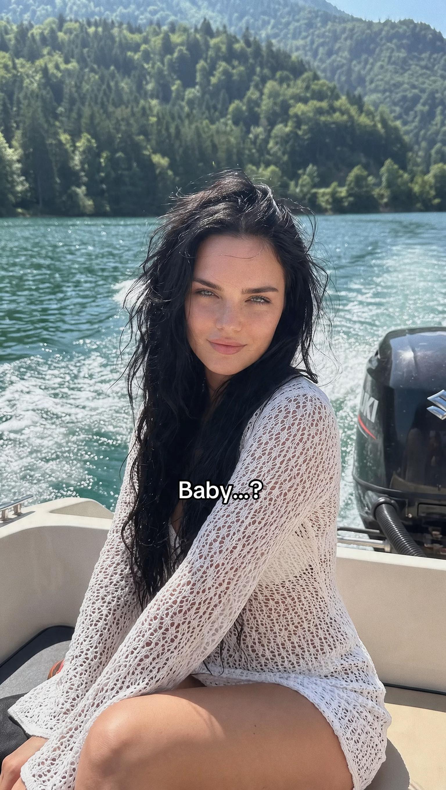 @Eva Milena ⚪️🔵