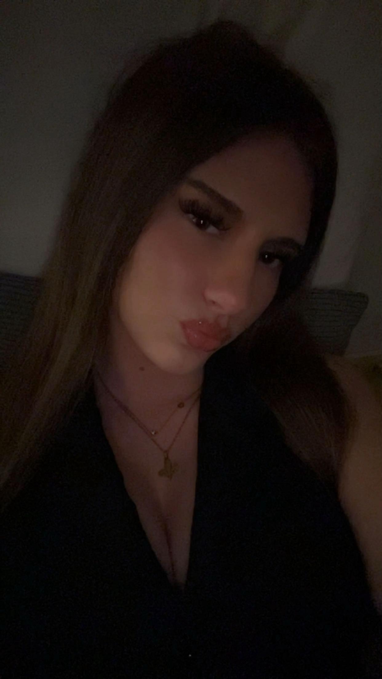 @𝐥𝐞𝐣𝐥𝐚