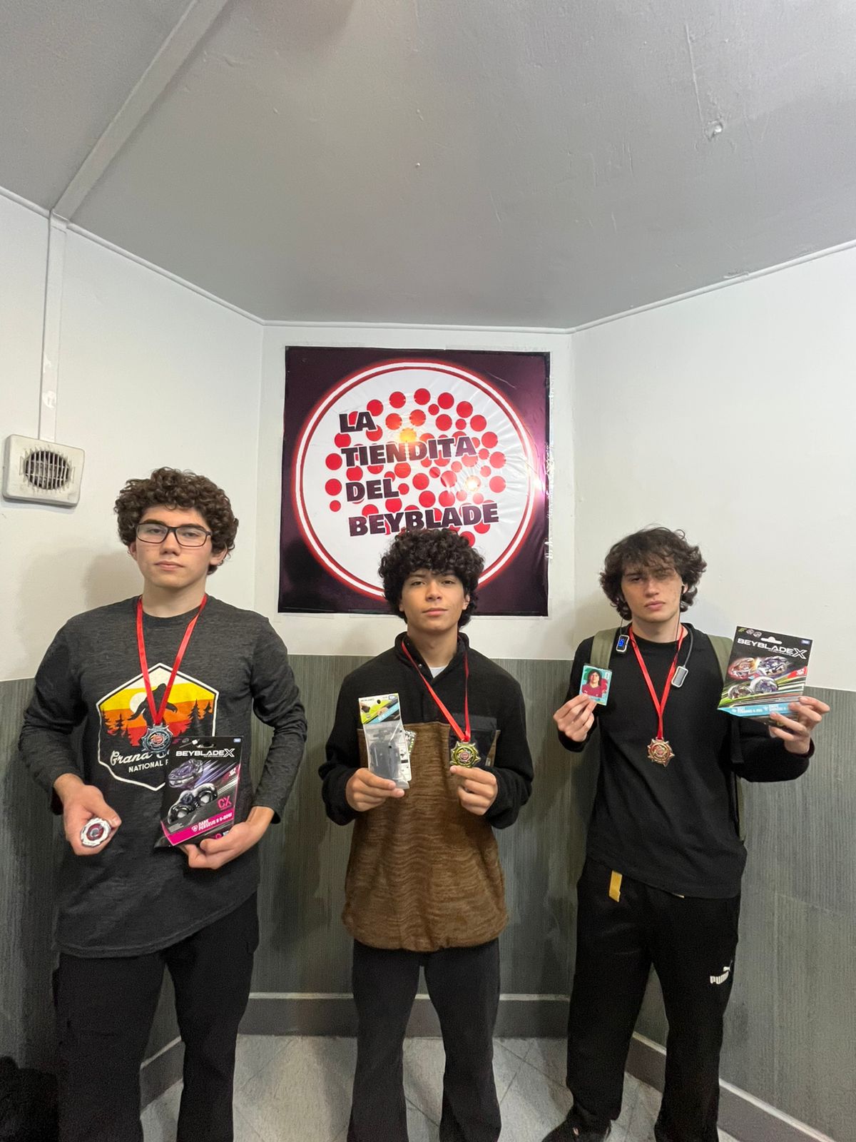 @La Tiendita Del Beyblade