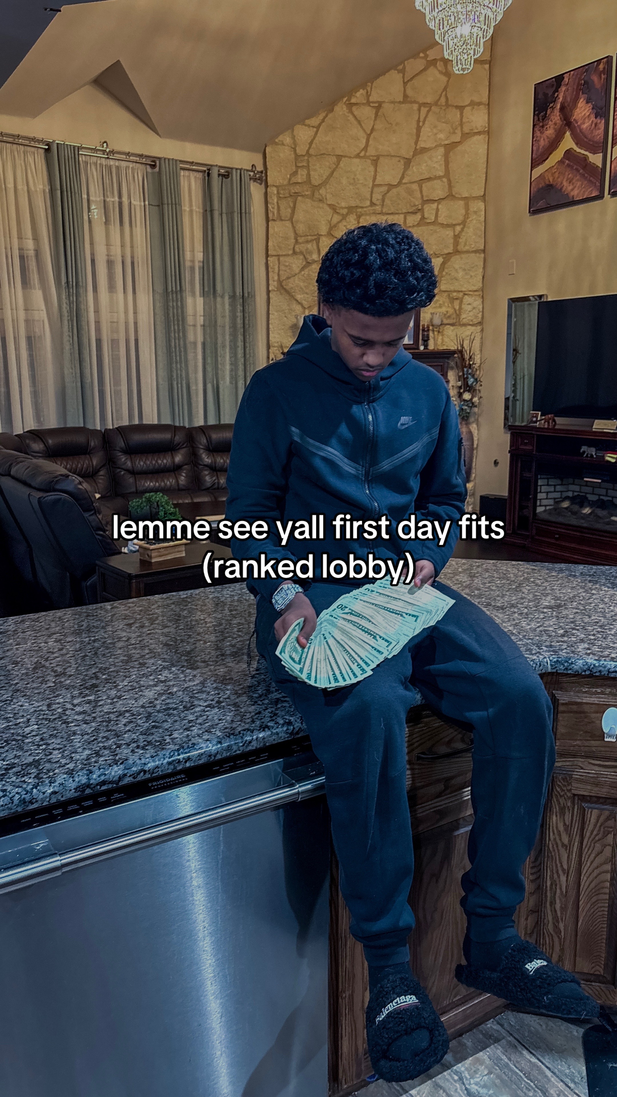 @brrket