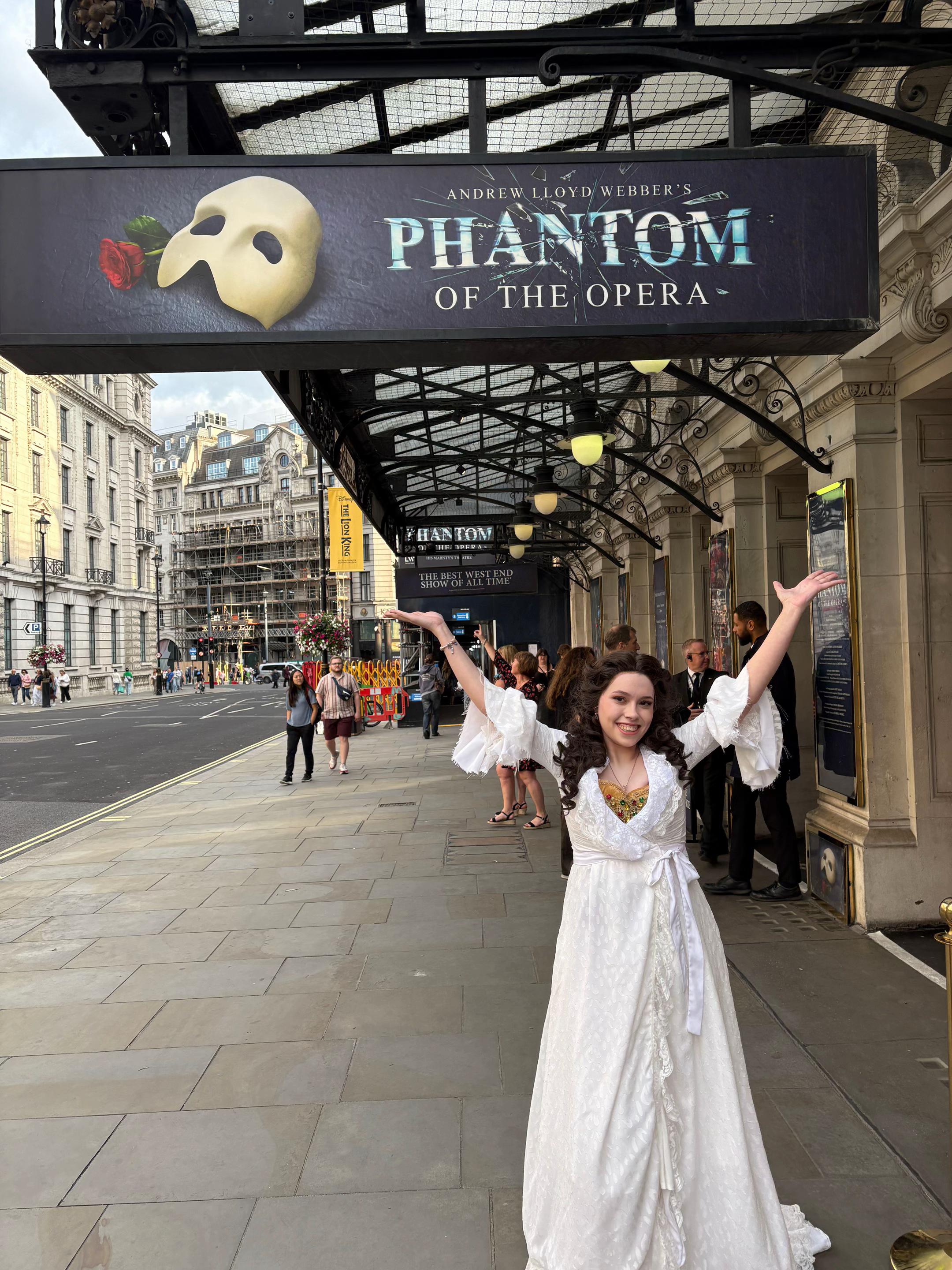@PixieOfTheOpera