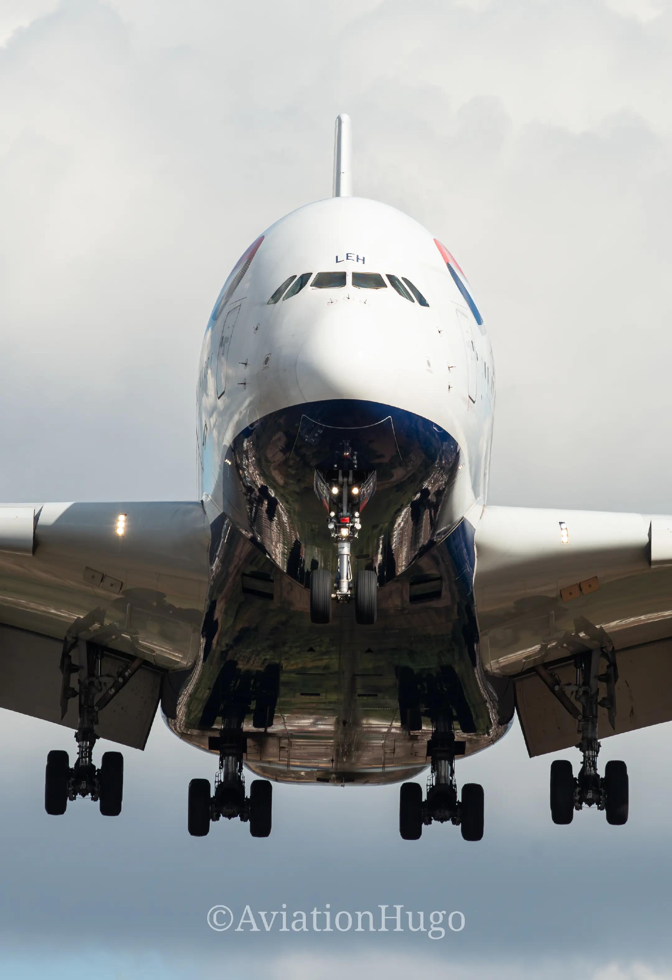 @AviationHugo