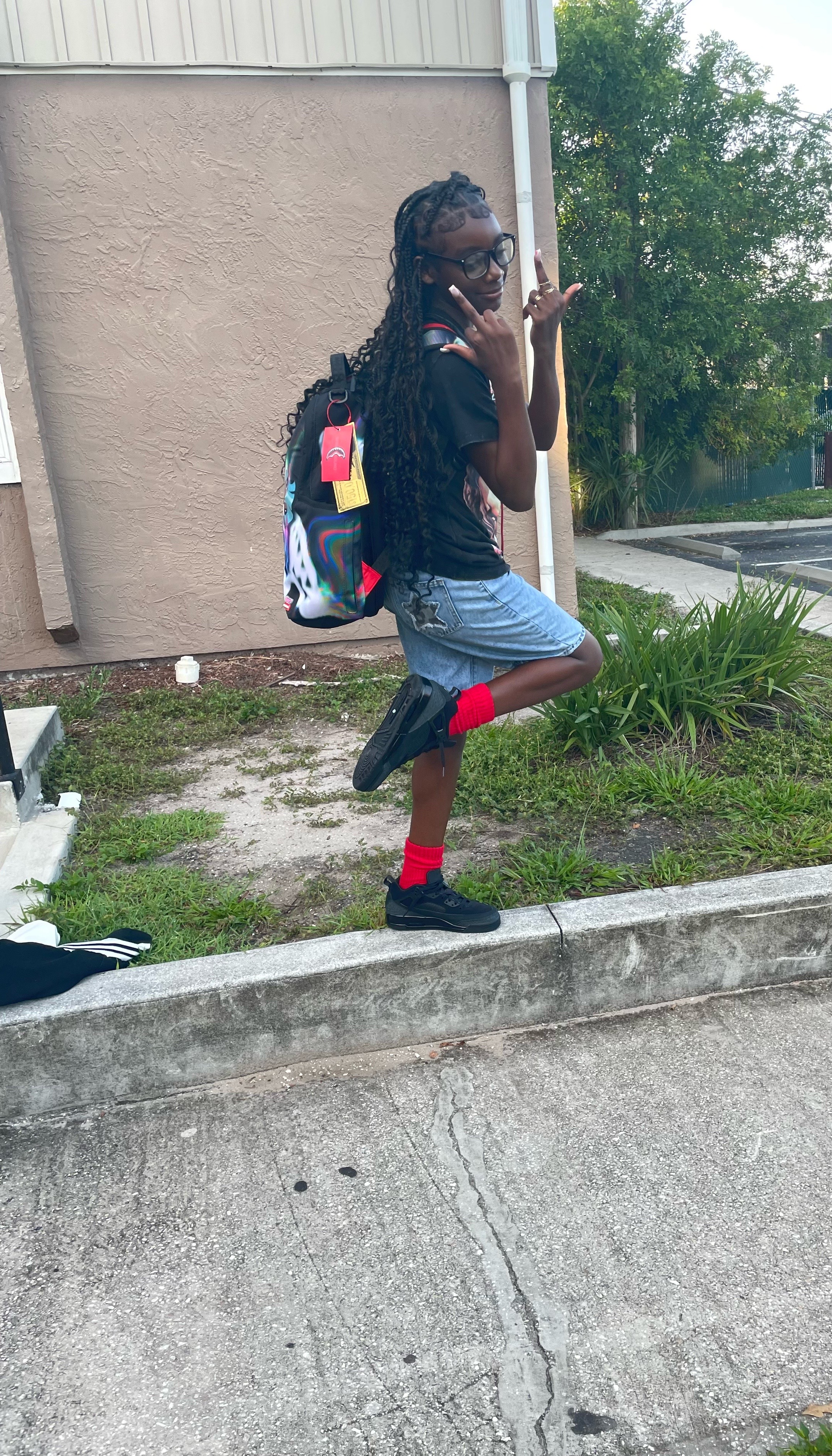 @_2exclusivekari💕🦋