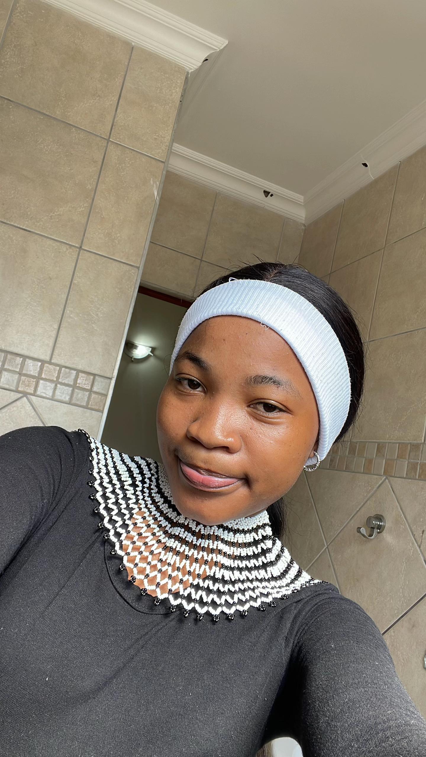 @Mamgebe_Nyatsha