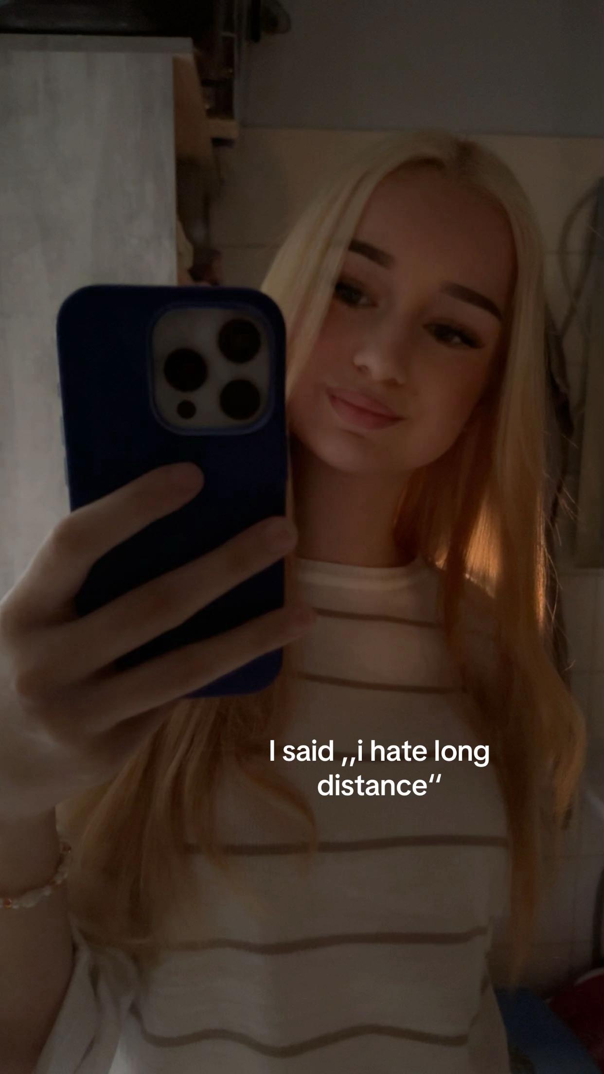 @𝐜𝐞𝐥𝐢𝐧𝐞