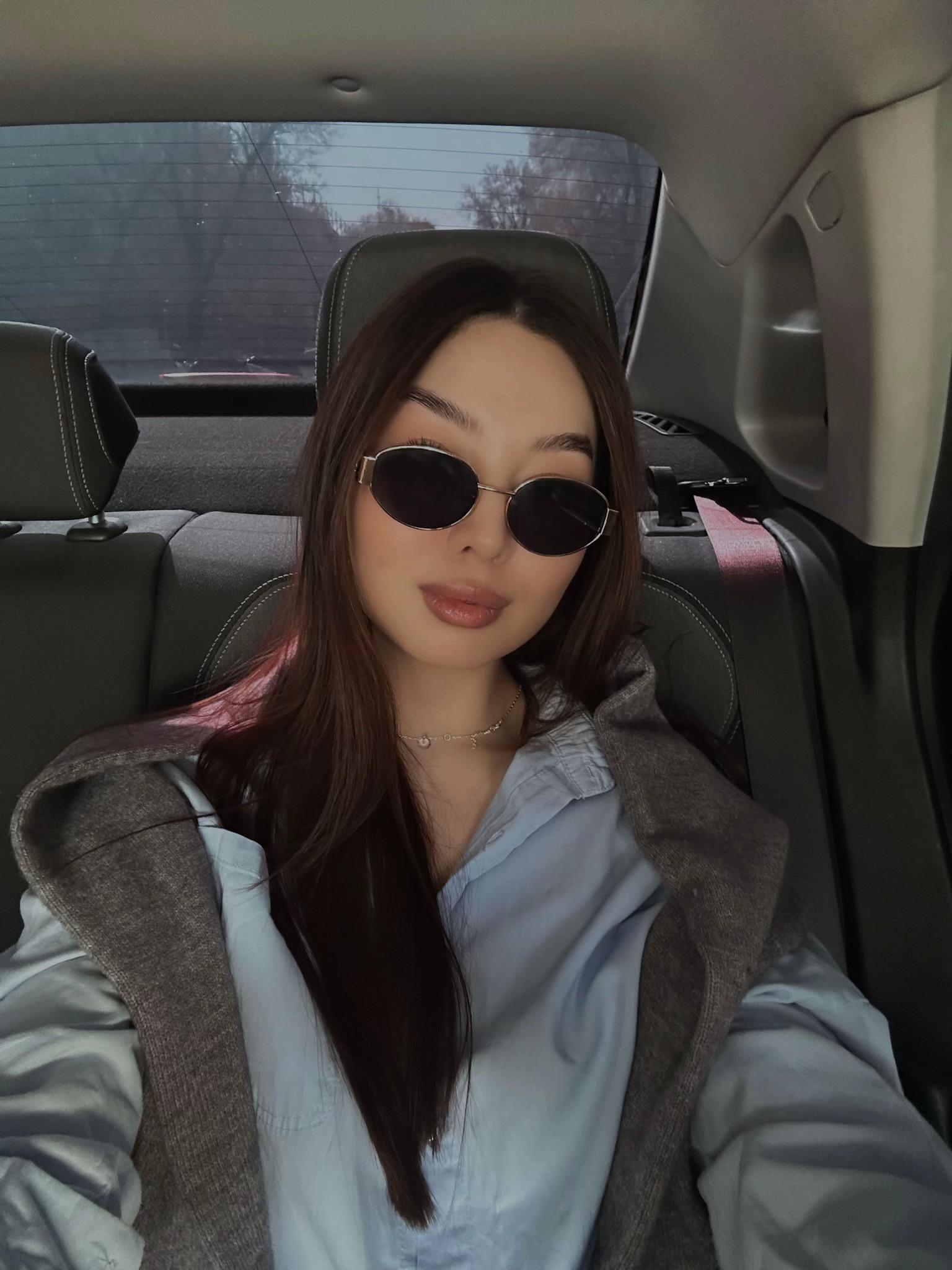 @Alina K