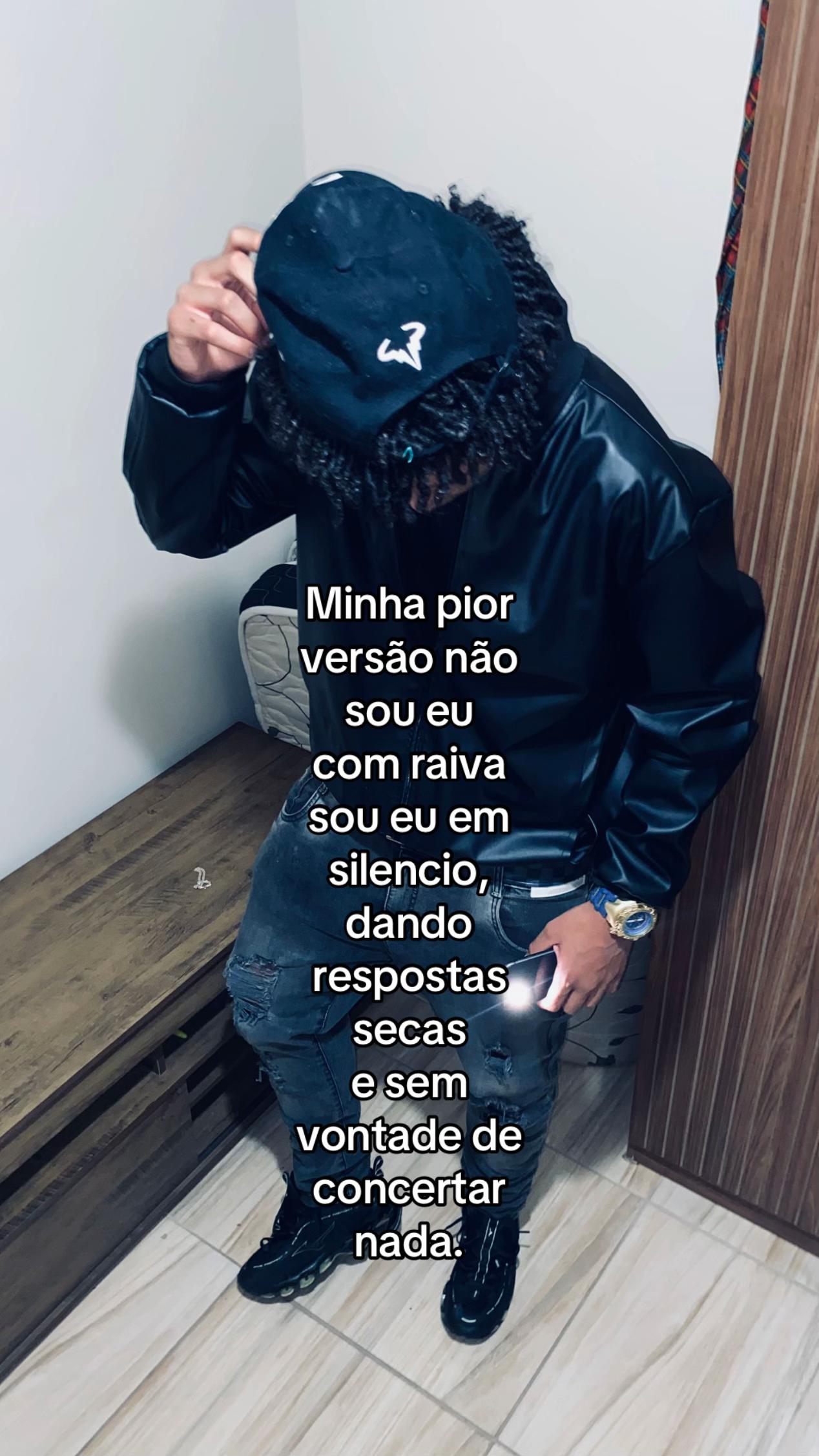 @🏄🏻♂️