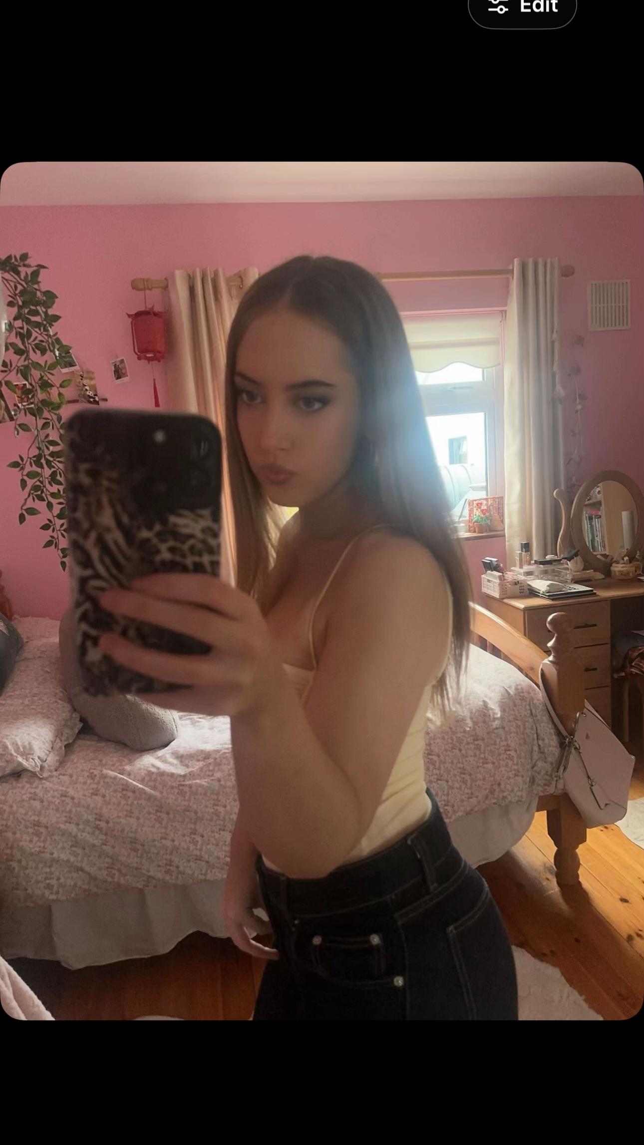 @🤠