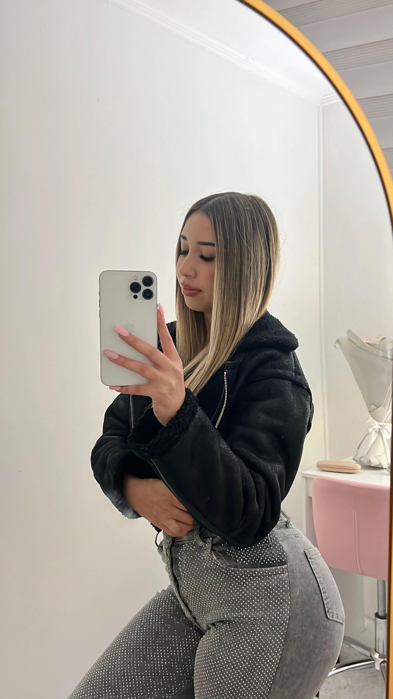 @𝒥