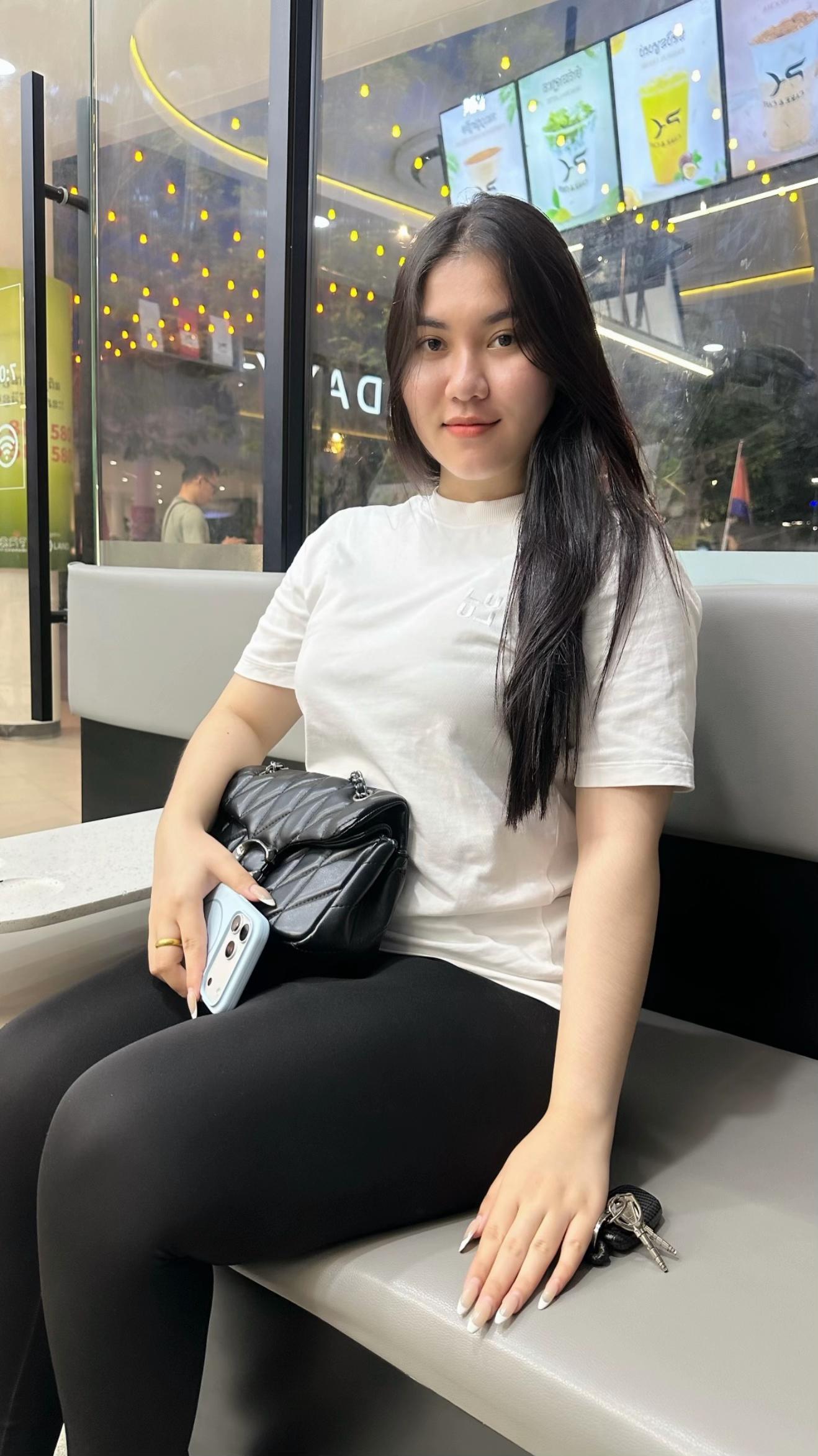 @Malaty-ម៉ាឡាទី