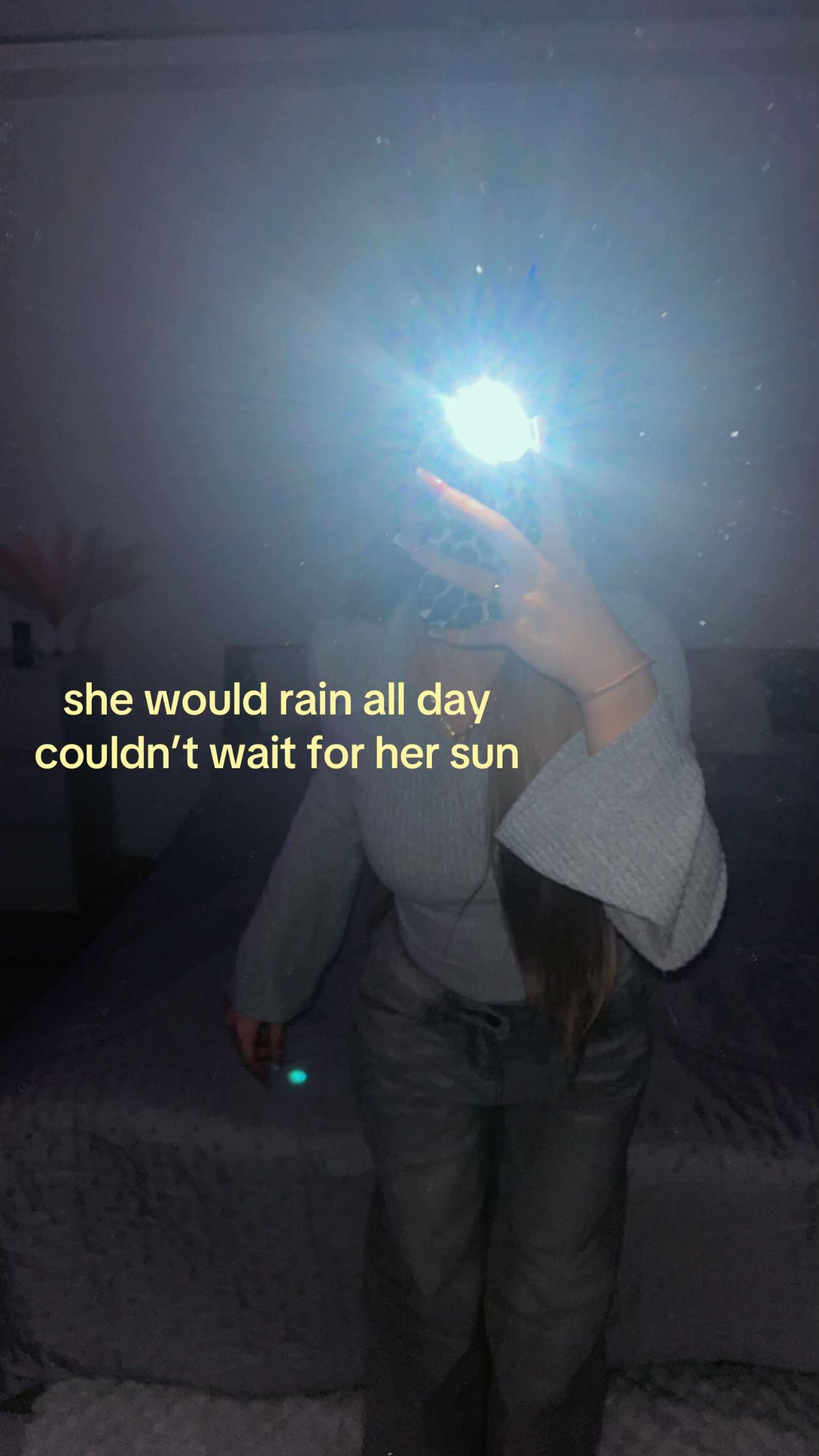 @️