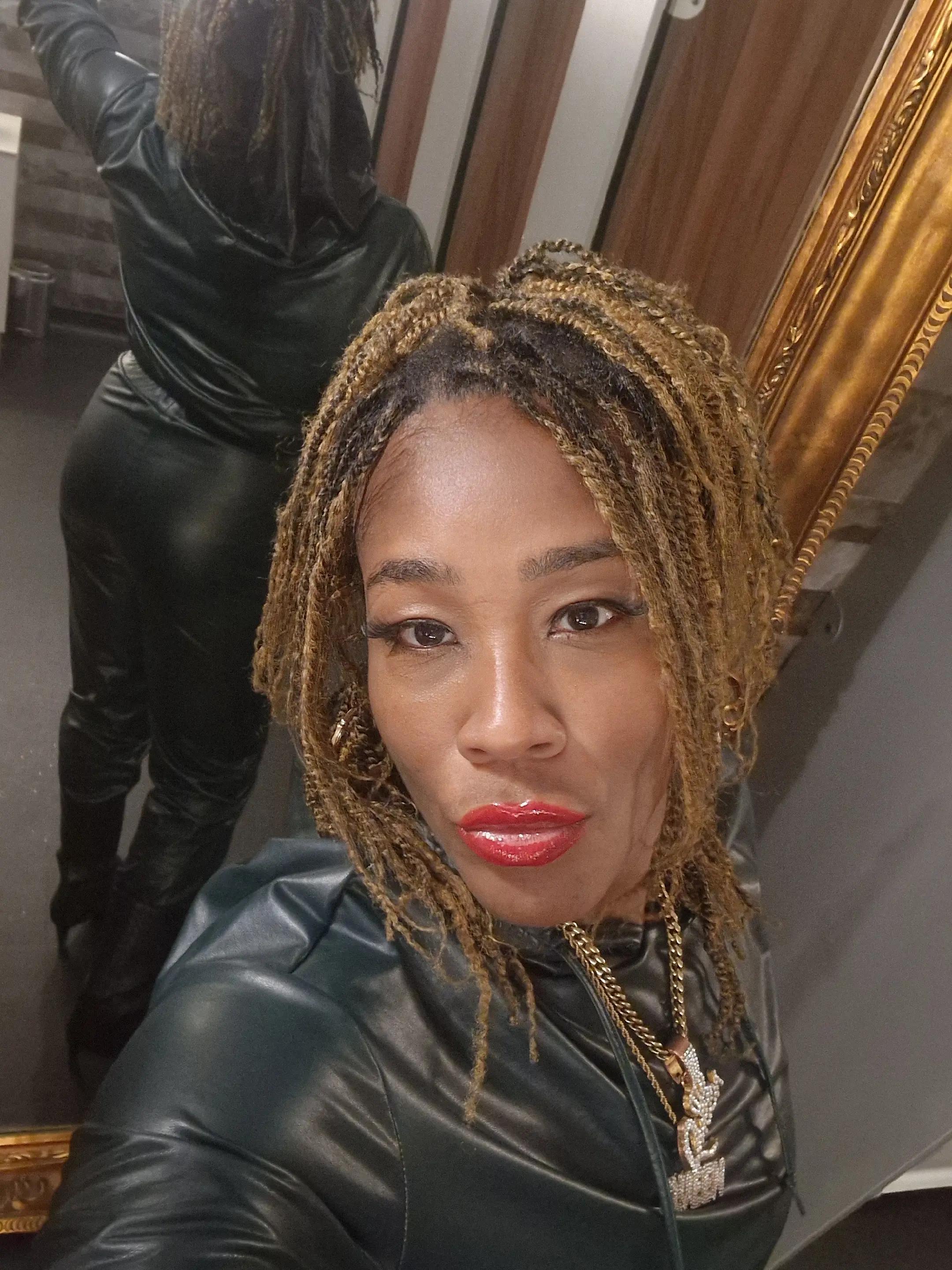 @Voiceswithsoul