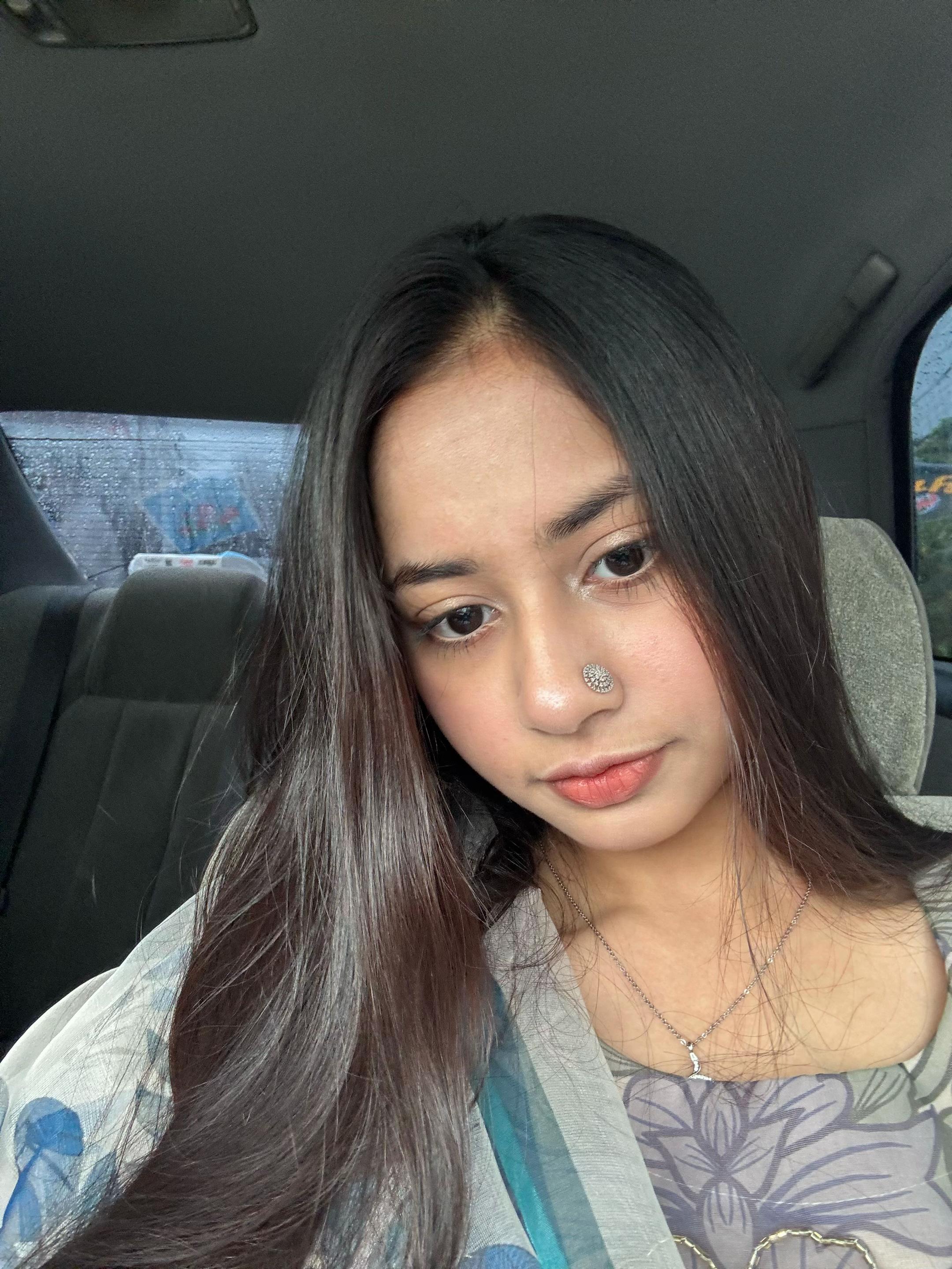 @🗿Wanisa Feroze🖤