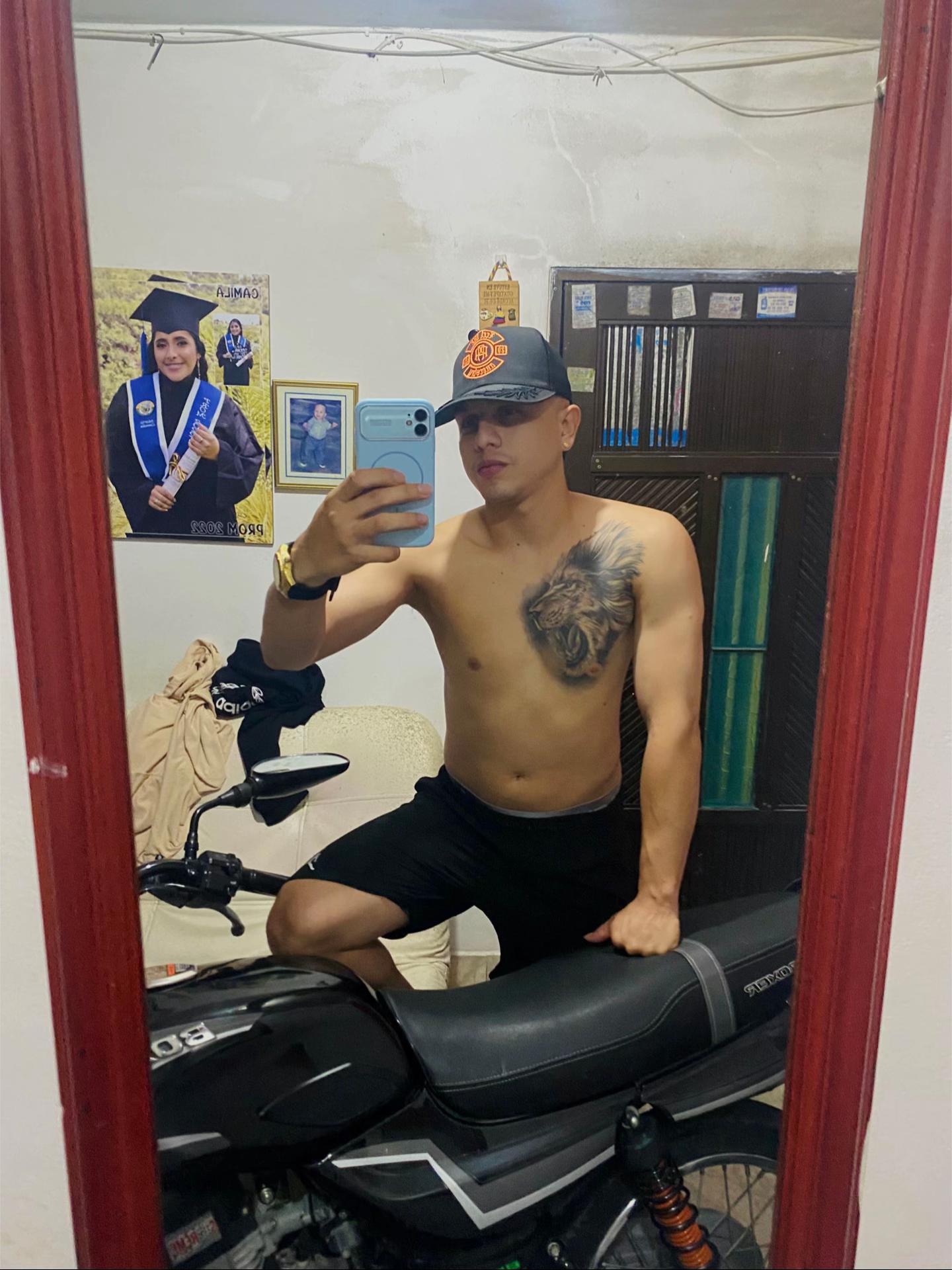 @DR